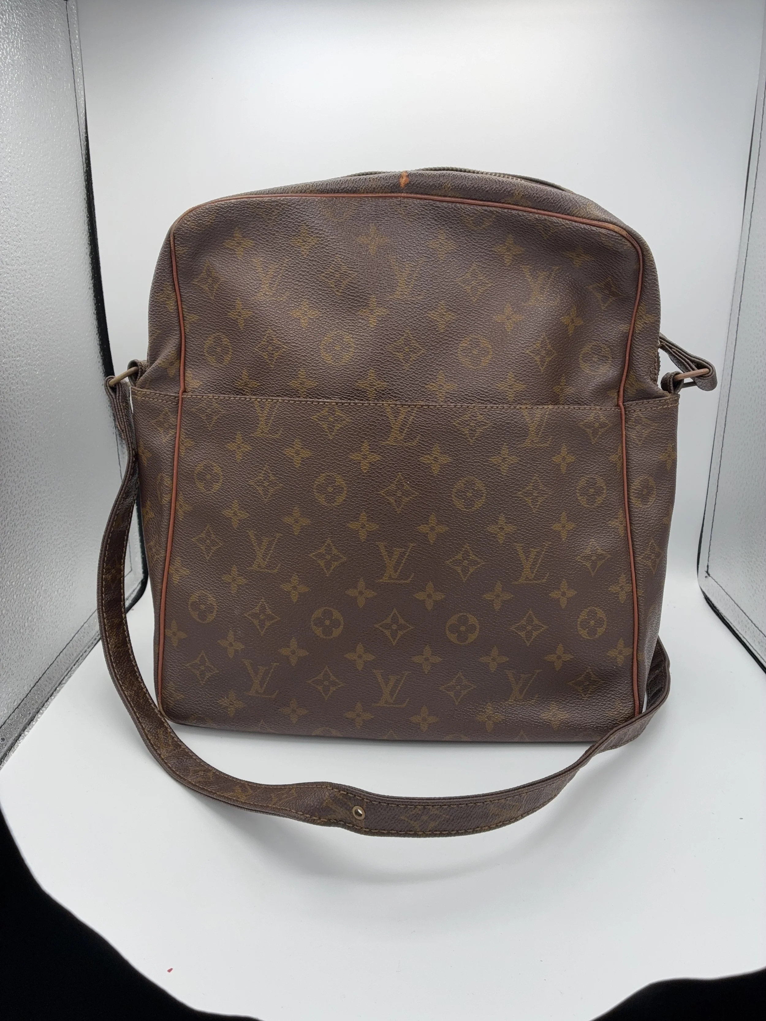 Louis Vuitton Marceau GM Vintage crossbody