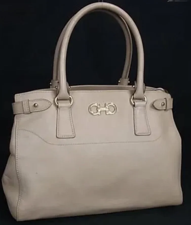 Salvatore Ferragamo Batik Tote Leather Handbag