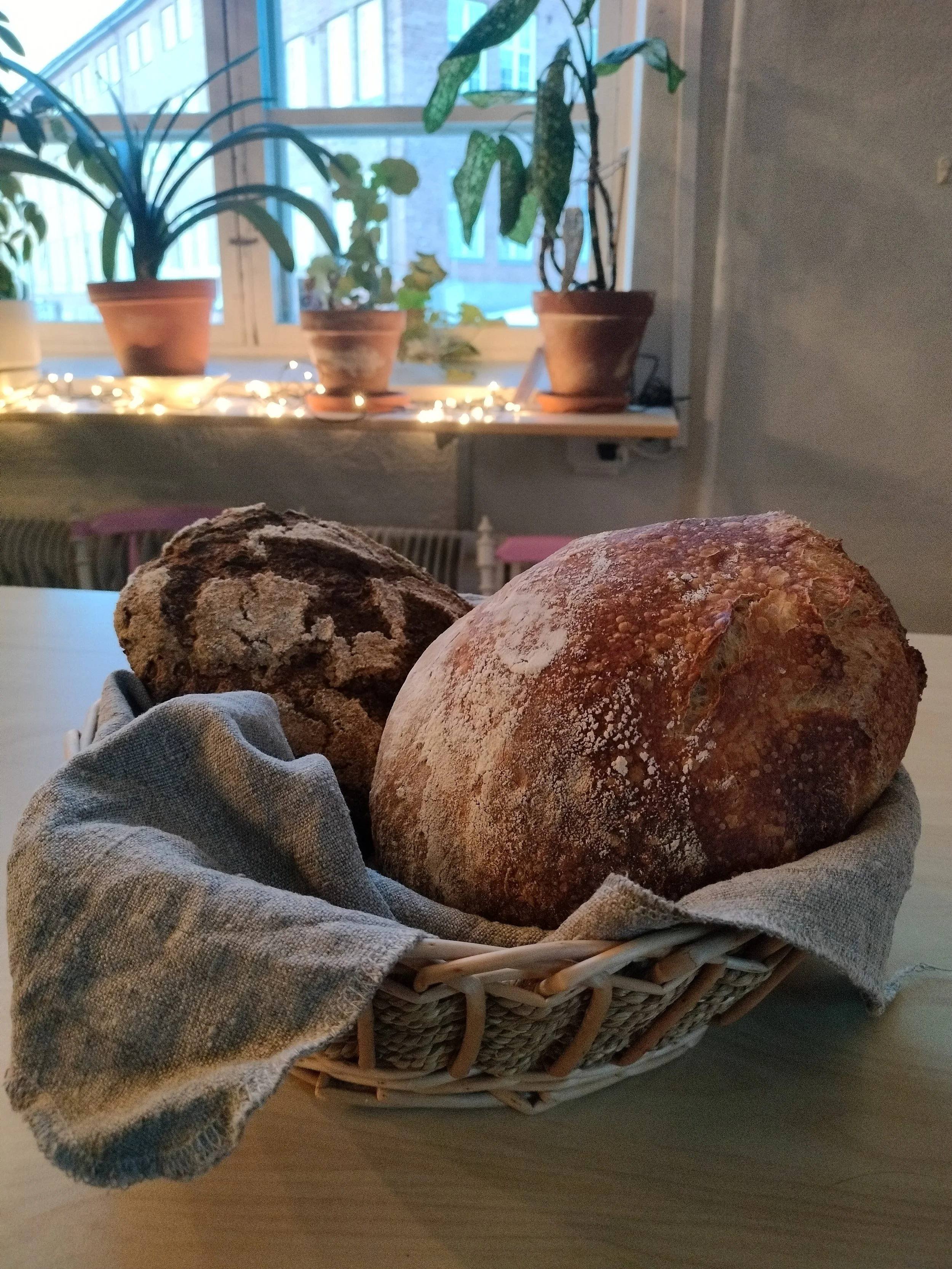 Hapanjuurileipää perjantaisin