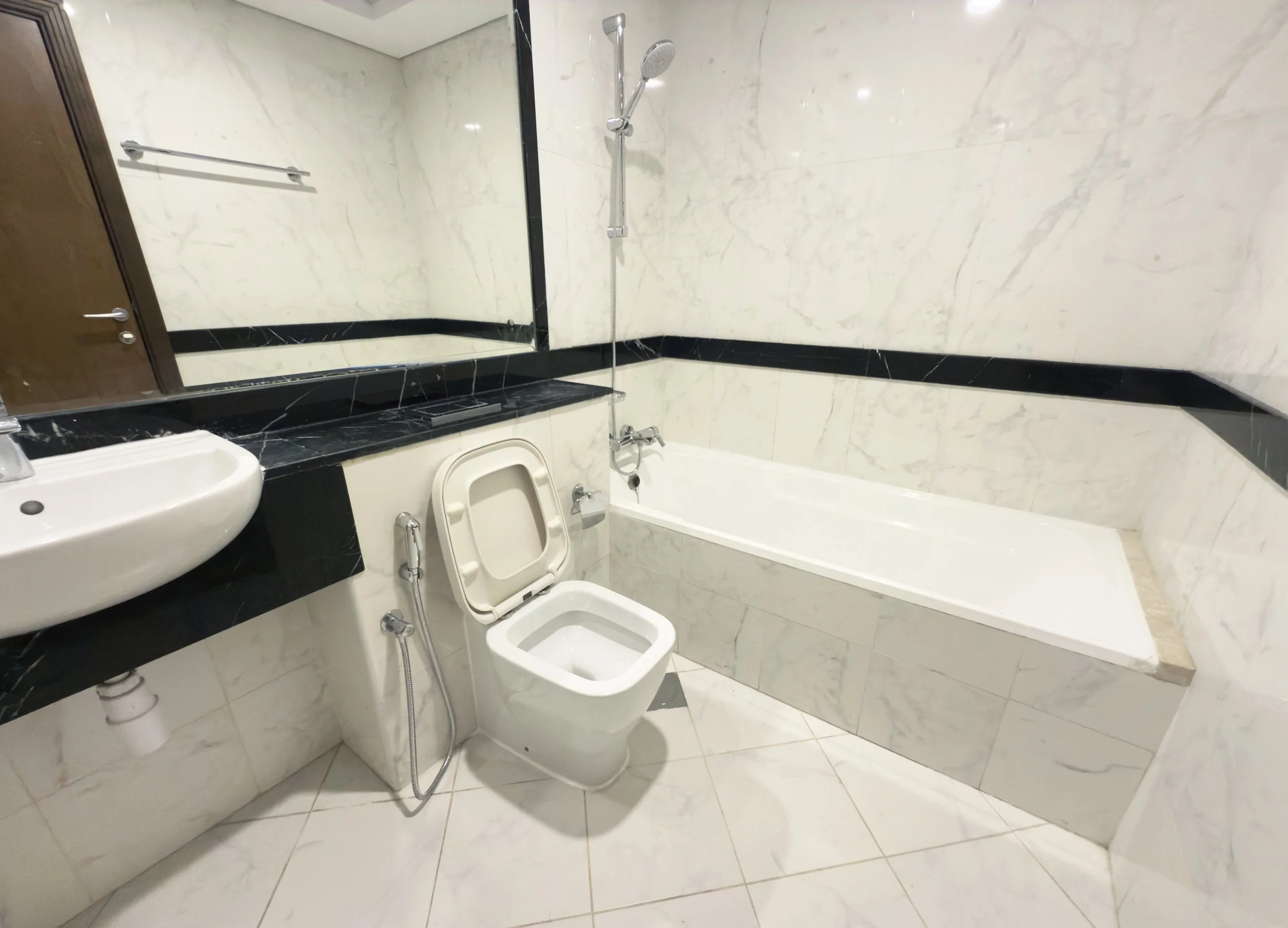 ART XV Bathroom