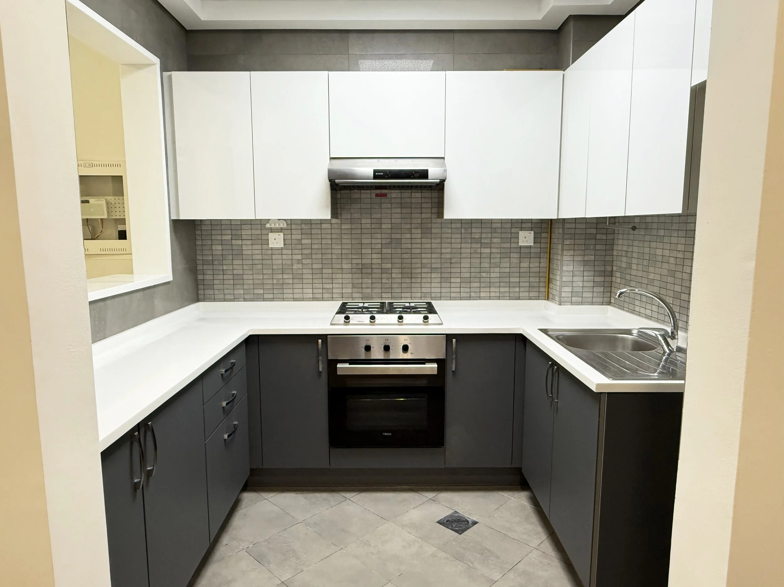 ART Gardens Kitchen