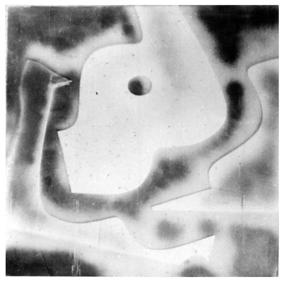 黃 永砯  Huang Yong ping
喷漆-綜合材料 mix material and Spray paint on canvas ( 色彩 was colour)
1983