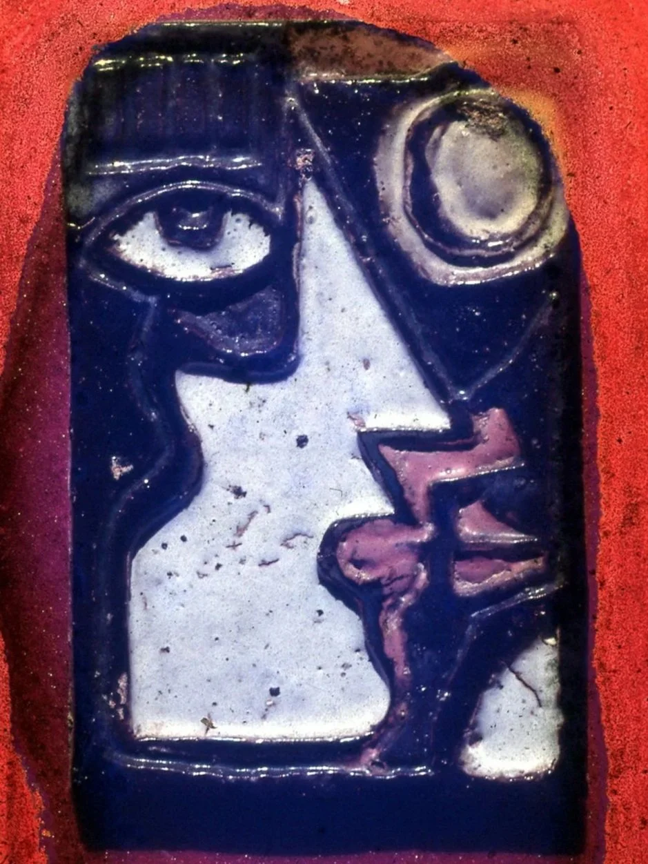 焦跃明 Jiao Yaoming 
陶瓷 ceramics 1986