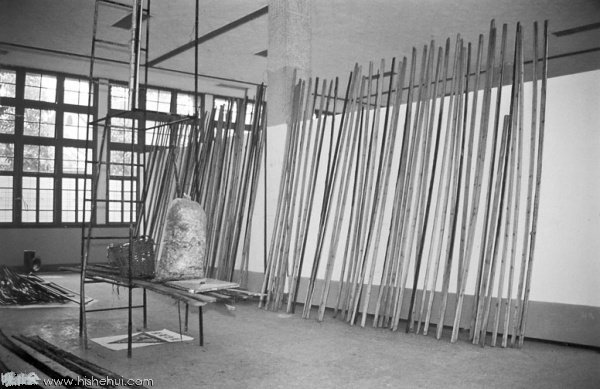 发生在福建省美术展览馆内的事件展览
Exhibition of events that occurred at the Fujian Provincial Art Museum
Fuzhou China  Dec 1986 