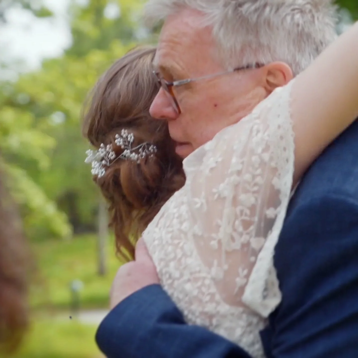 N&auml;r jag sa till min familj och mina v&auml;nner att jag s&ouml;kt till Gift vid f&ouml;rsta &ouml;gonkastet blev alla helt otroligt glada. Ju l&auml;ngre jag kom i processen desto mer p&aring; riktigt b&ouml;rjade k&auml;nnas. Ungef&auml;r d&ari