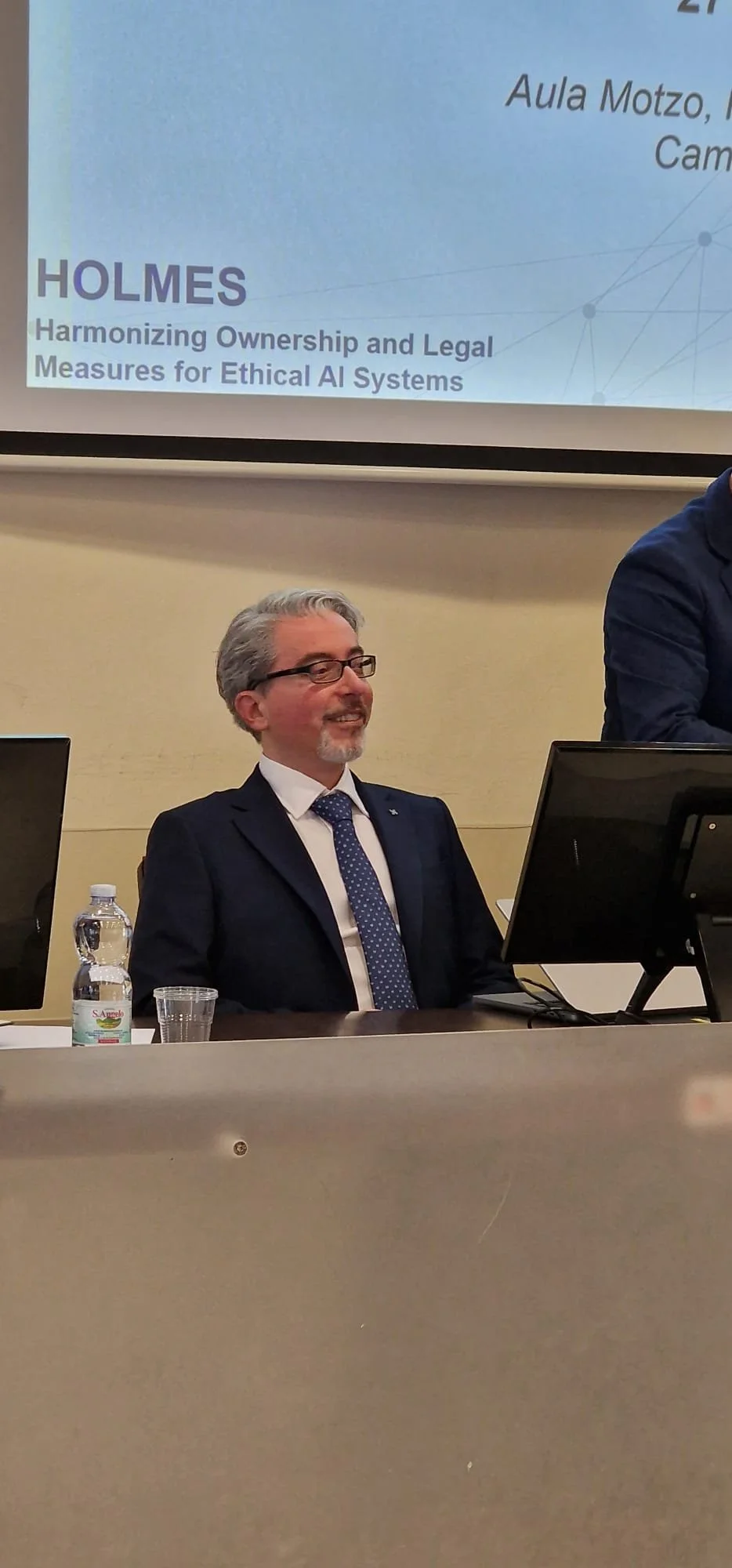 Delivering a lecture on generative AI within academic environment