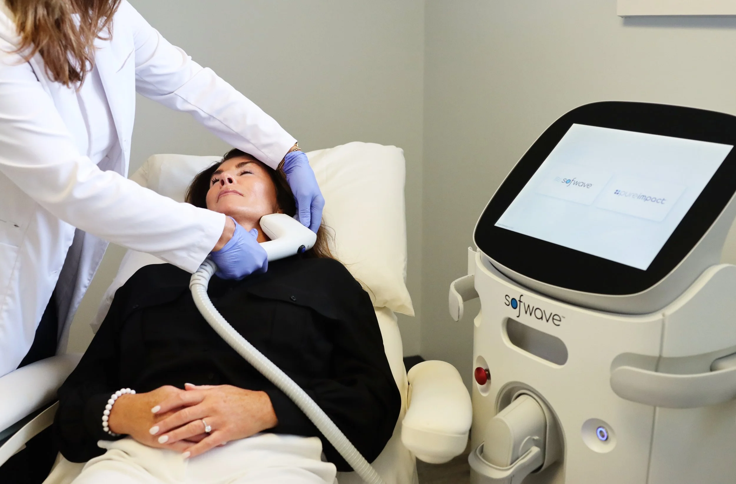 Anti-Aging Without the Freeze: Natural Results with Sofwave Skin