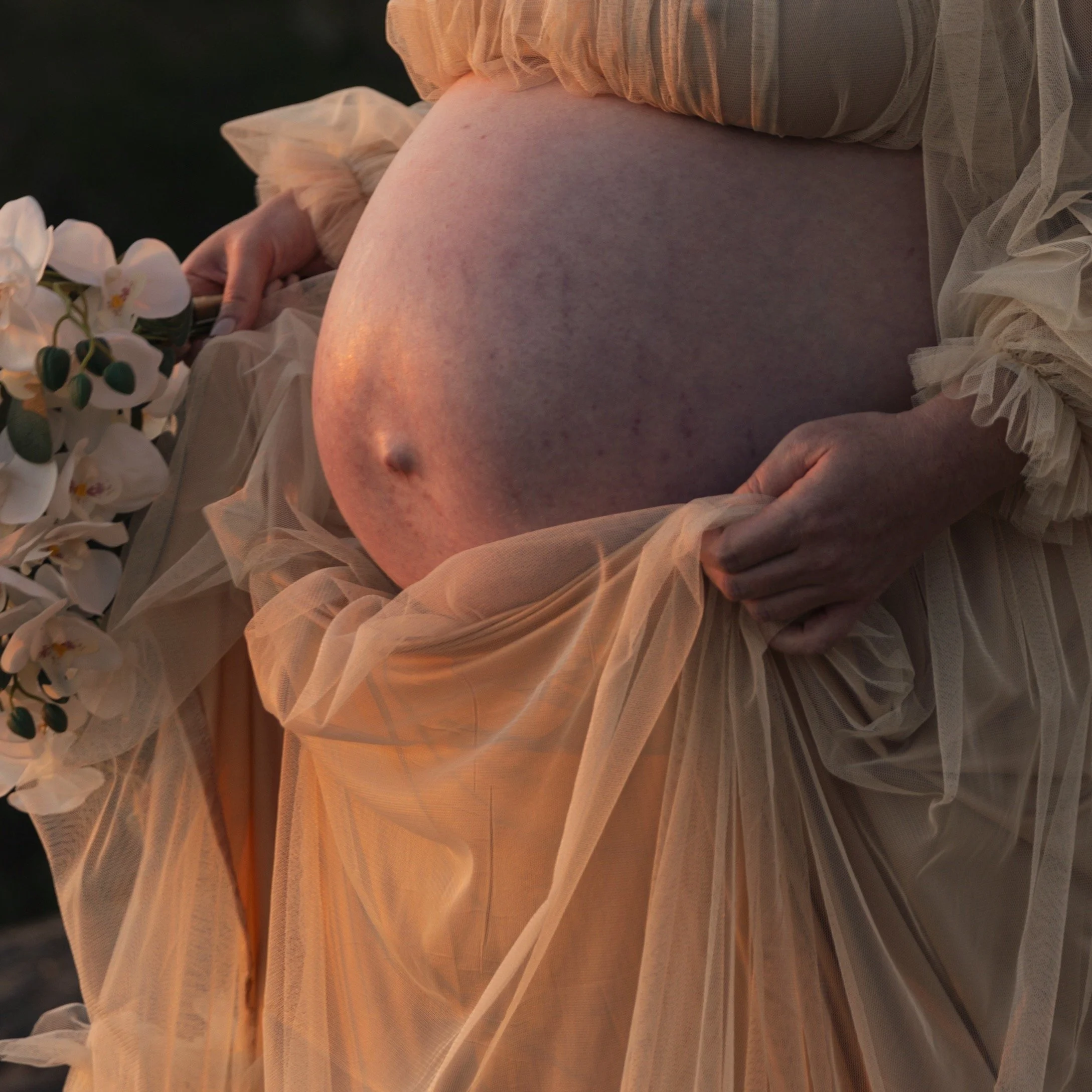 I will never stop loving these beautiful pregnant mamas. ❤️