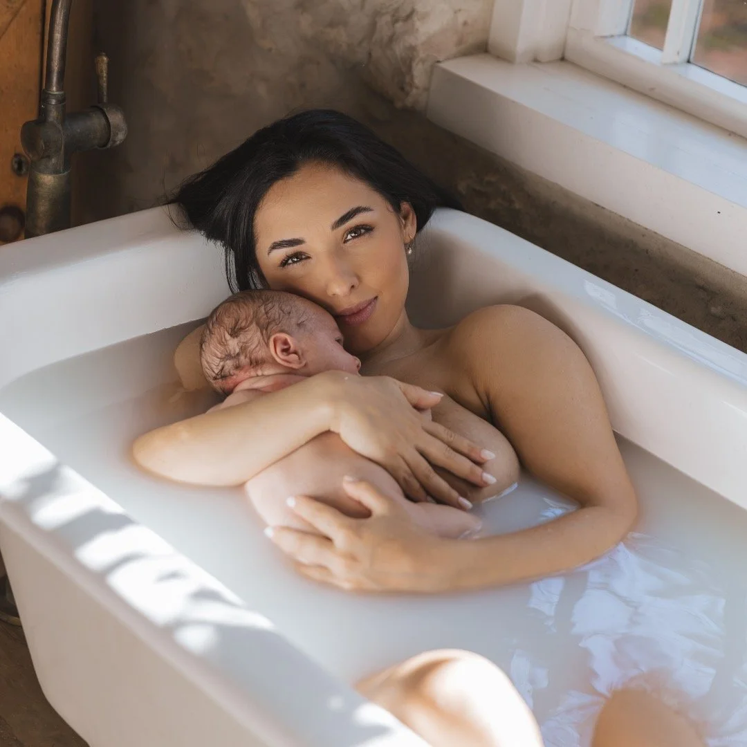 This was my dream shoot. 

This mama came with a vision and an idea, and boy did we have fun brining the vision to life. This newborn session was so beautiful and baby boy was just so relaxed - who doesn&rsquo;t love a warm bath, right?

If you&rsquo