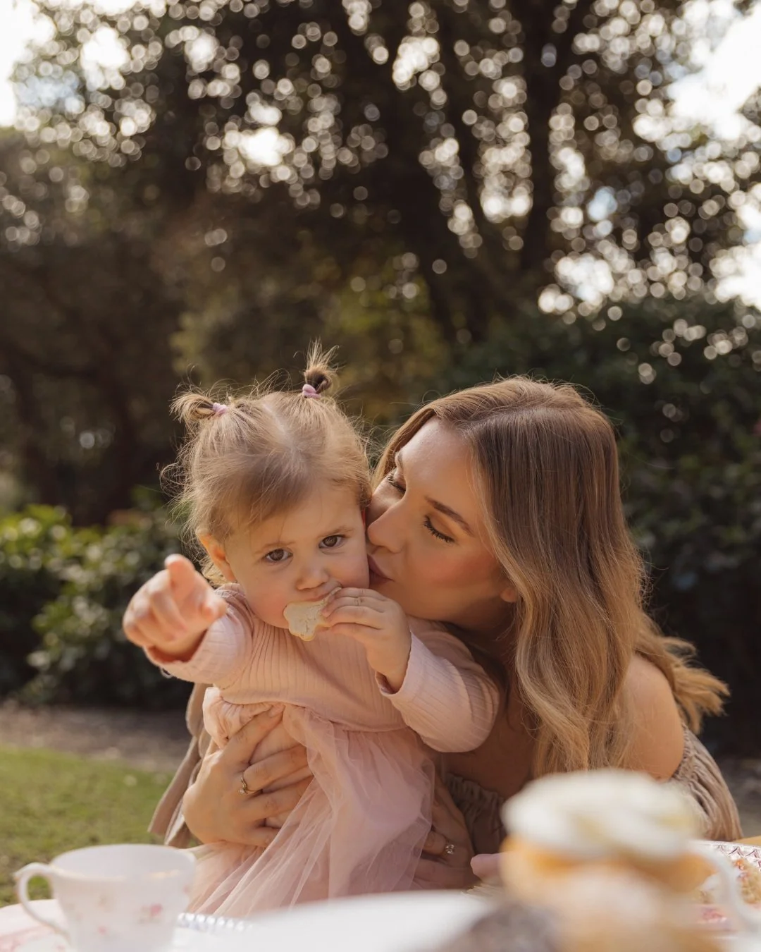 A whole new photography experience. 🤍

Mamma &amp; Me High Tea is a beautifully curated experience designed for Mums to slow down, connect and make memories with their little loves.

High Tea, flowers, sunshine and beautiful photographs &mdash; an u