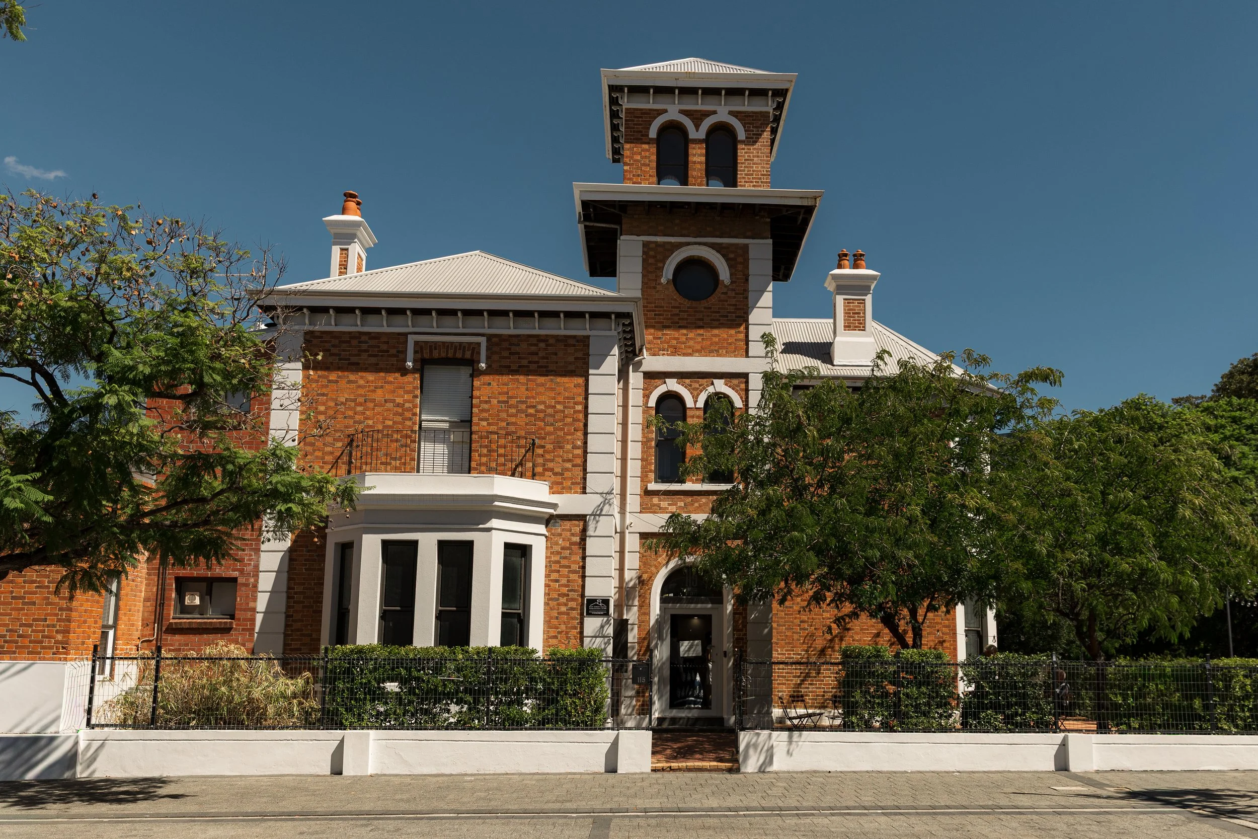 Alessandro and Cheyenne 22.03.26-1.jpg