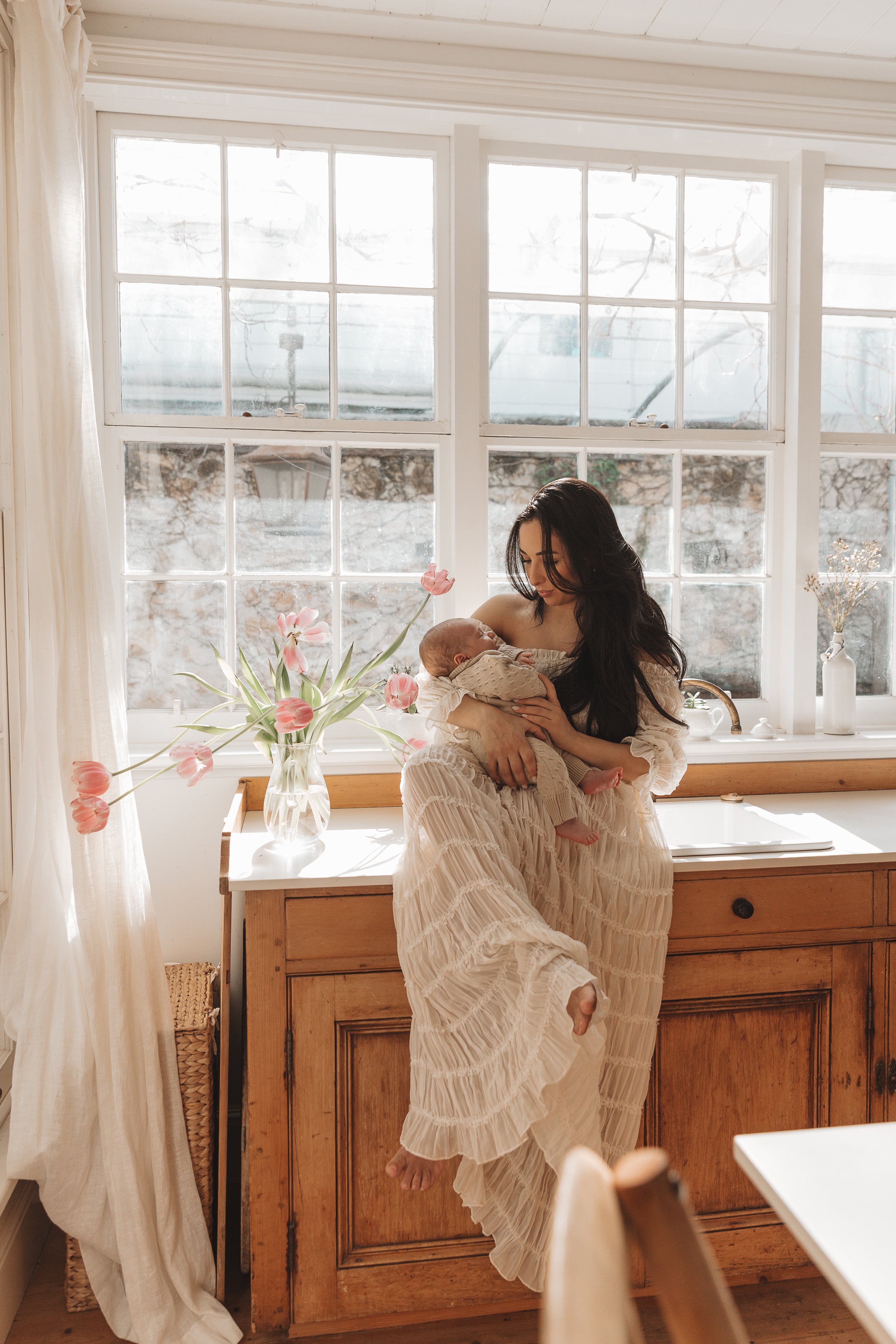 CVH Nicolette ArchedW Family-7.jpg