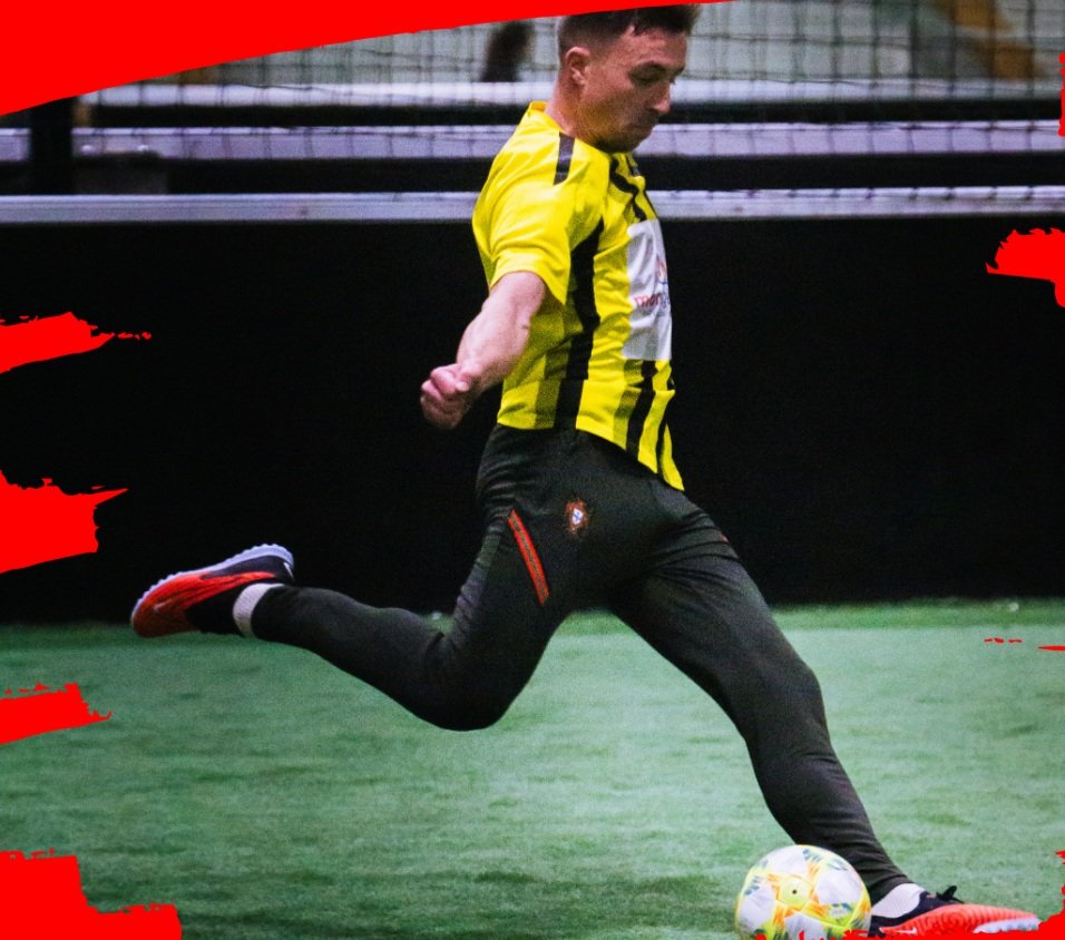 COMMENT TROUVER DES JOUEURS DE FIVE ?