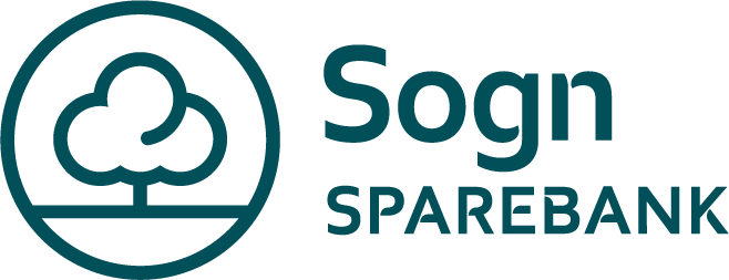 Tekst som seier "Sogn Sparebank" med ein sirkel med eit tre inni på starten.