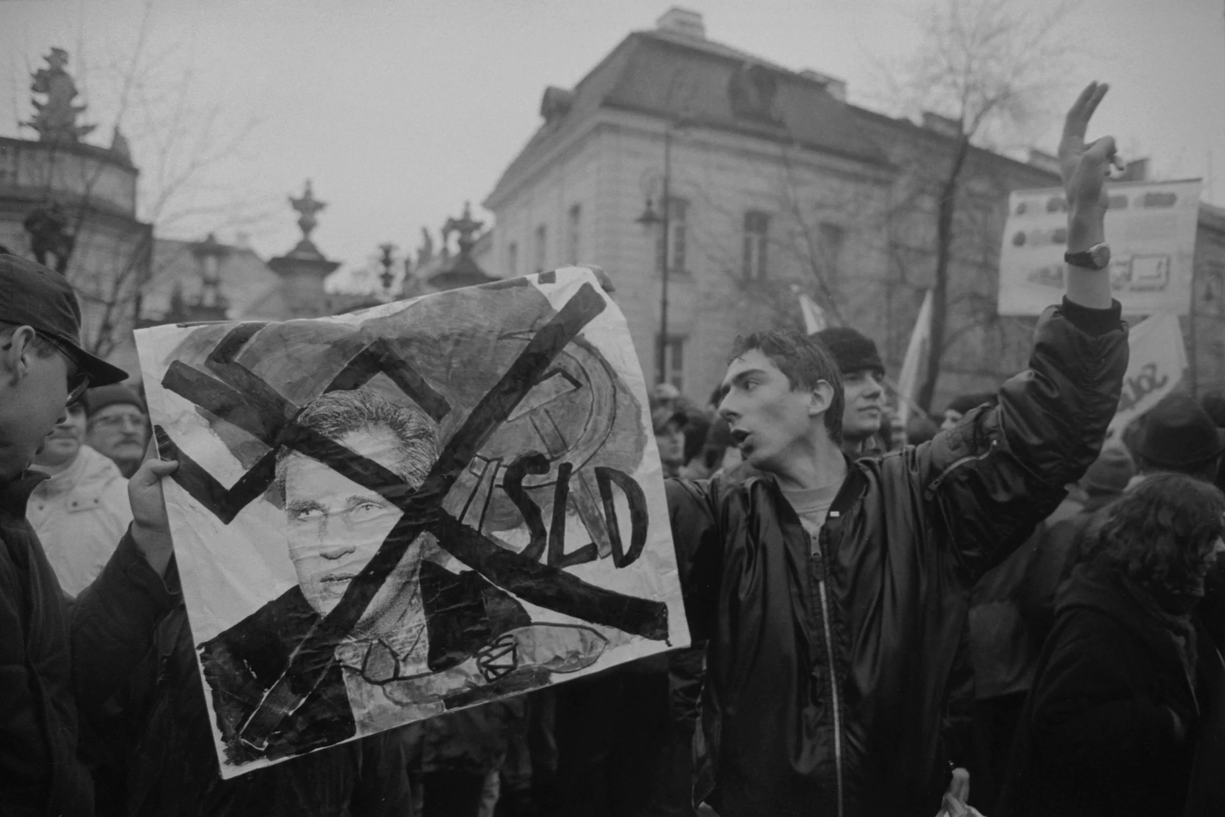Demonstracja przeciw zaprzysiężeniu Aleksandra Kwaśniewskiego, Warszawa Grudzień, 1995