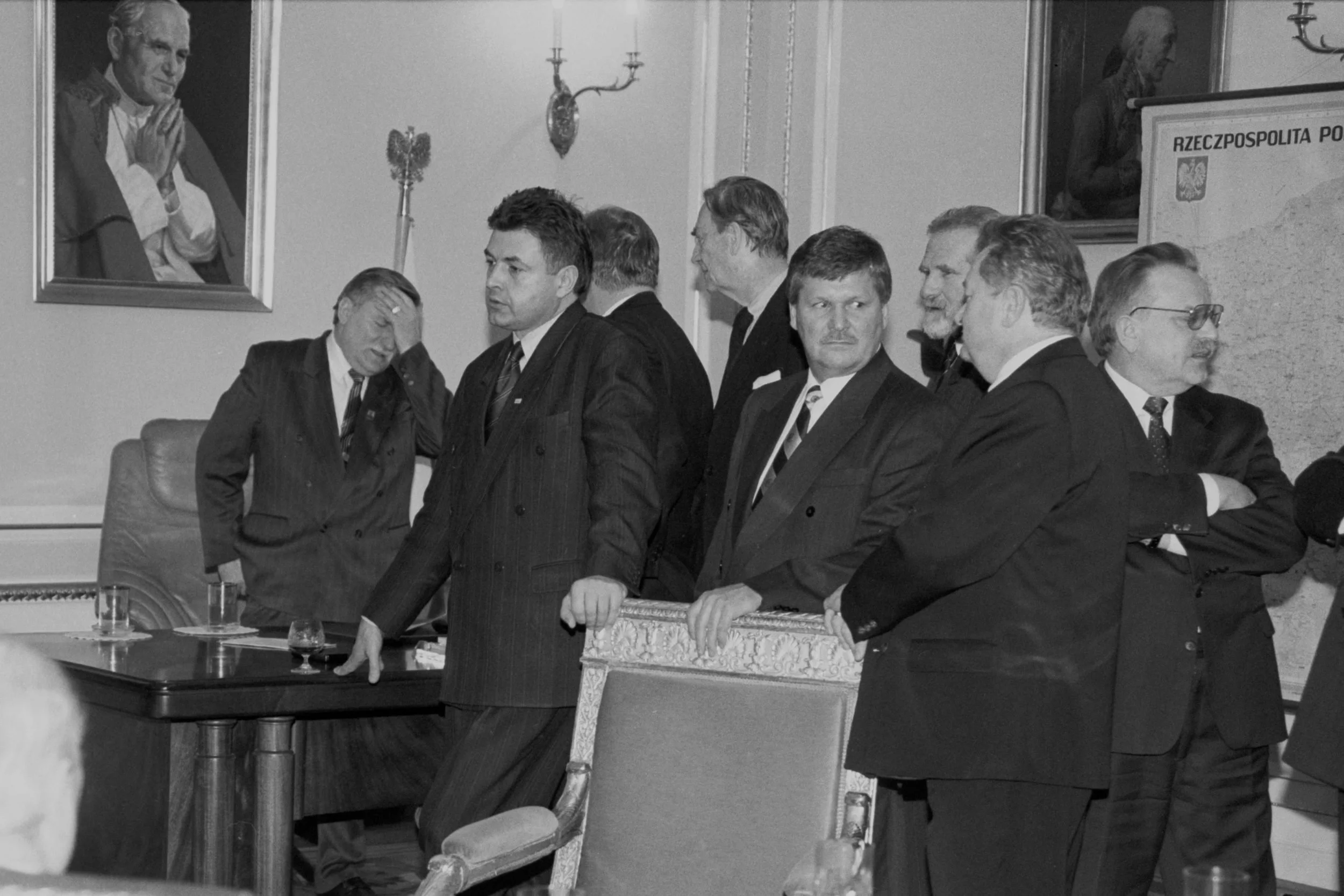 Wieczór w Pałacu Prezydenckim
po drugiej turze wyborów, Warszawa,
gabinet prezydenta RP, 19 listopada
1995