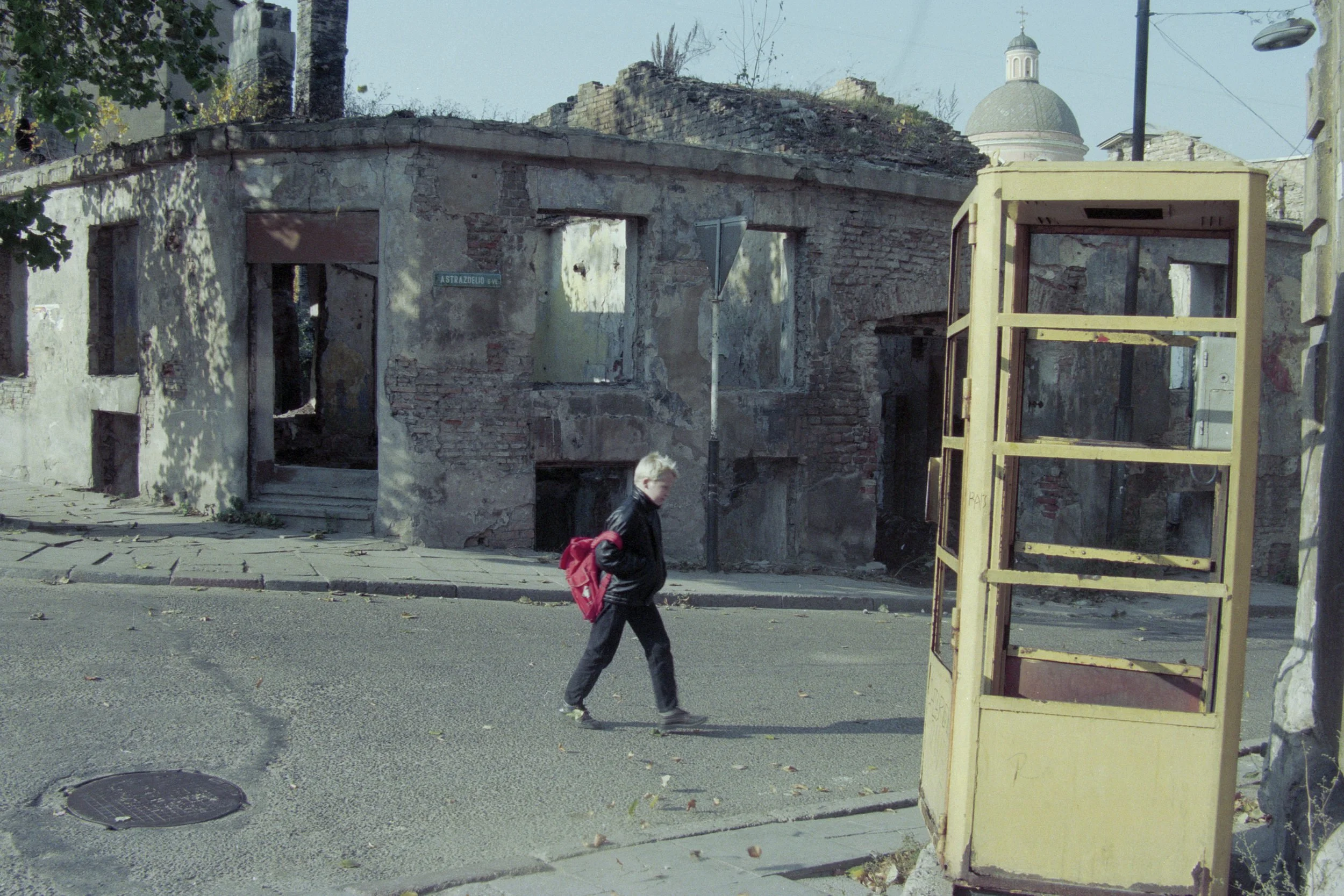 Dzielnica Zarzecze (Uzupis). Wilno, Litwa 1996