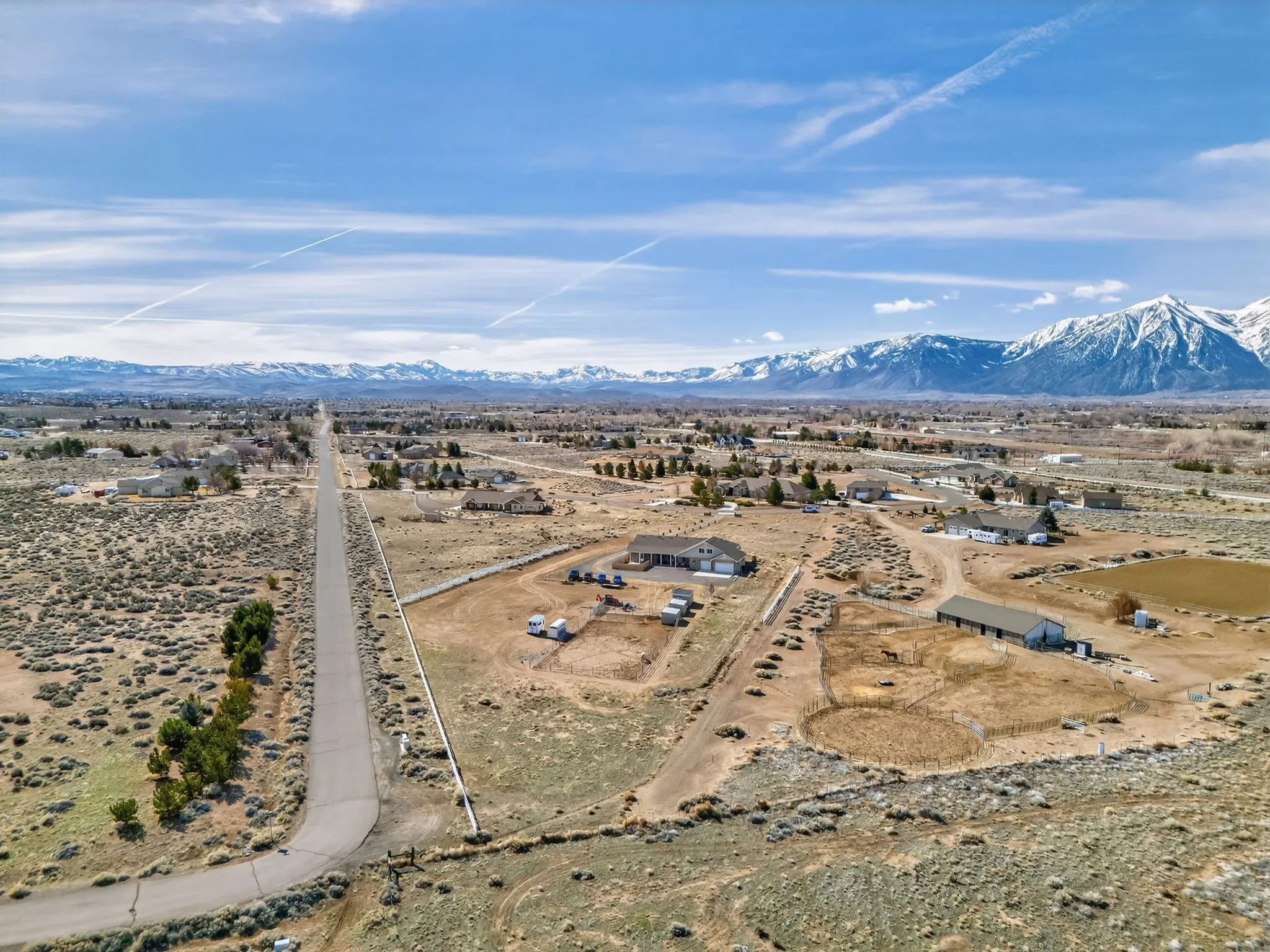 64-web-or-mls-1720 N Benton-64.jpg