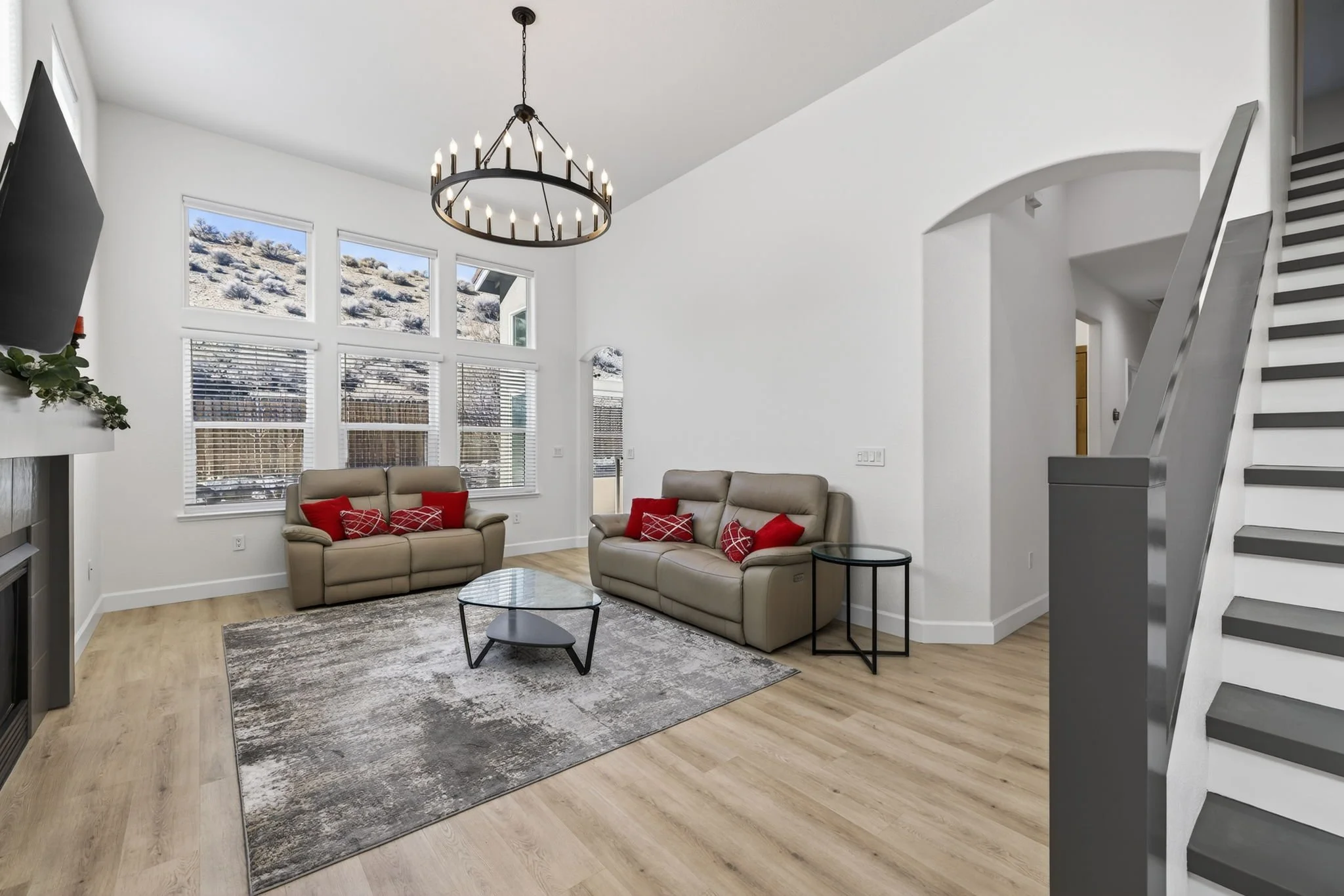 2-web-or-mls-2632 New Ridge Dr-8.jpg