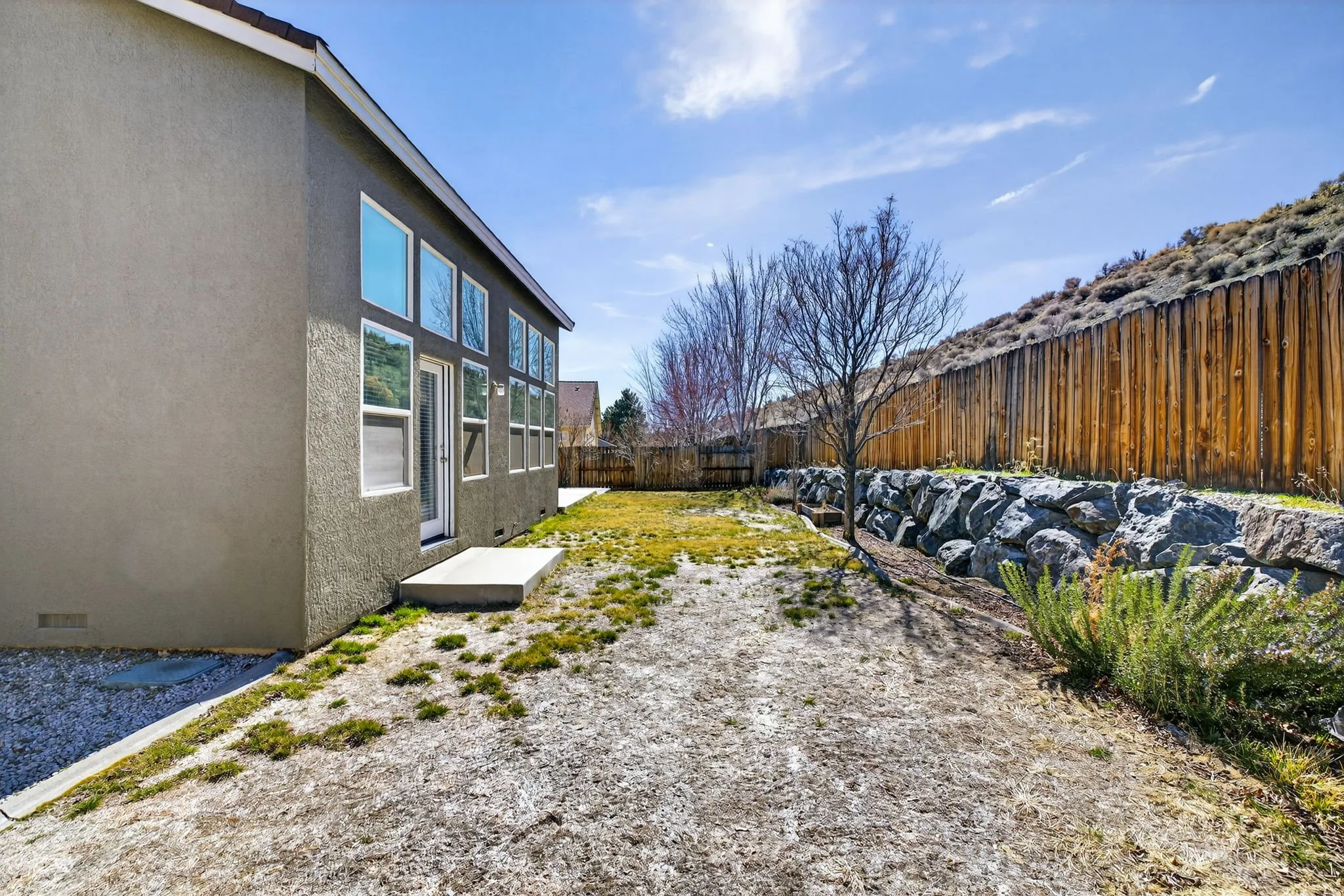 37-web-or-mls-2632 New Ridge Dr-43.jpg