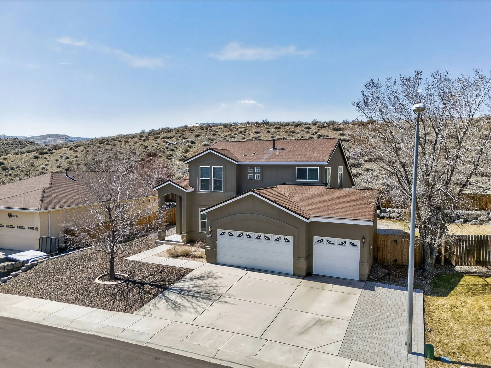 40-web-or-mls-2632 New Ridge Dr-46.jpg