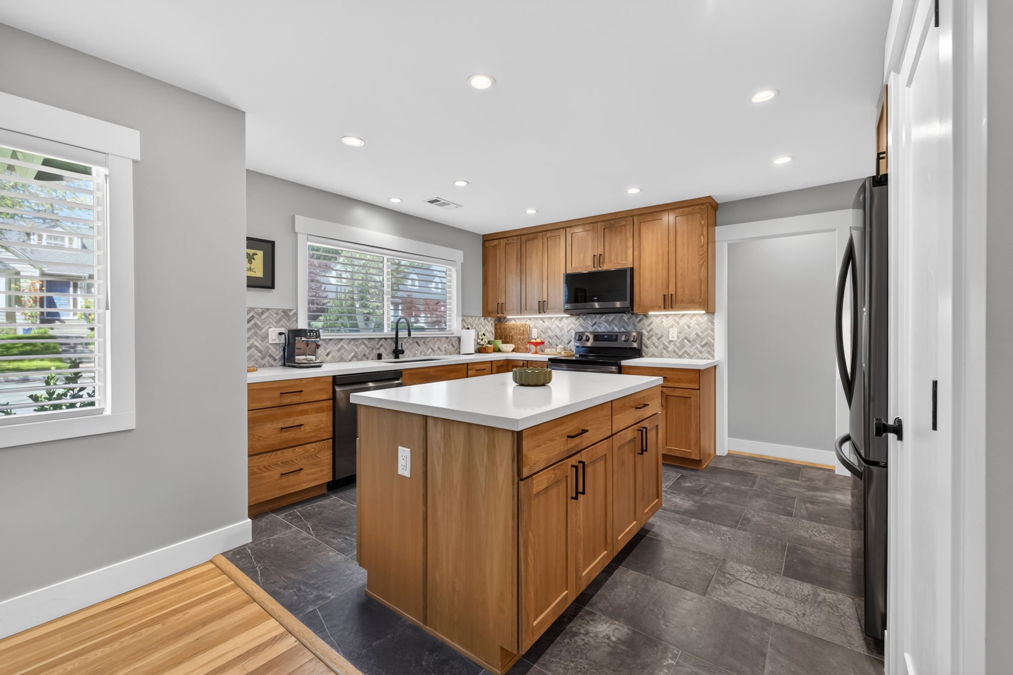 14-web-or-mls-1440 Mark Twain-14.jpg