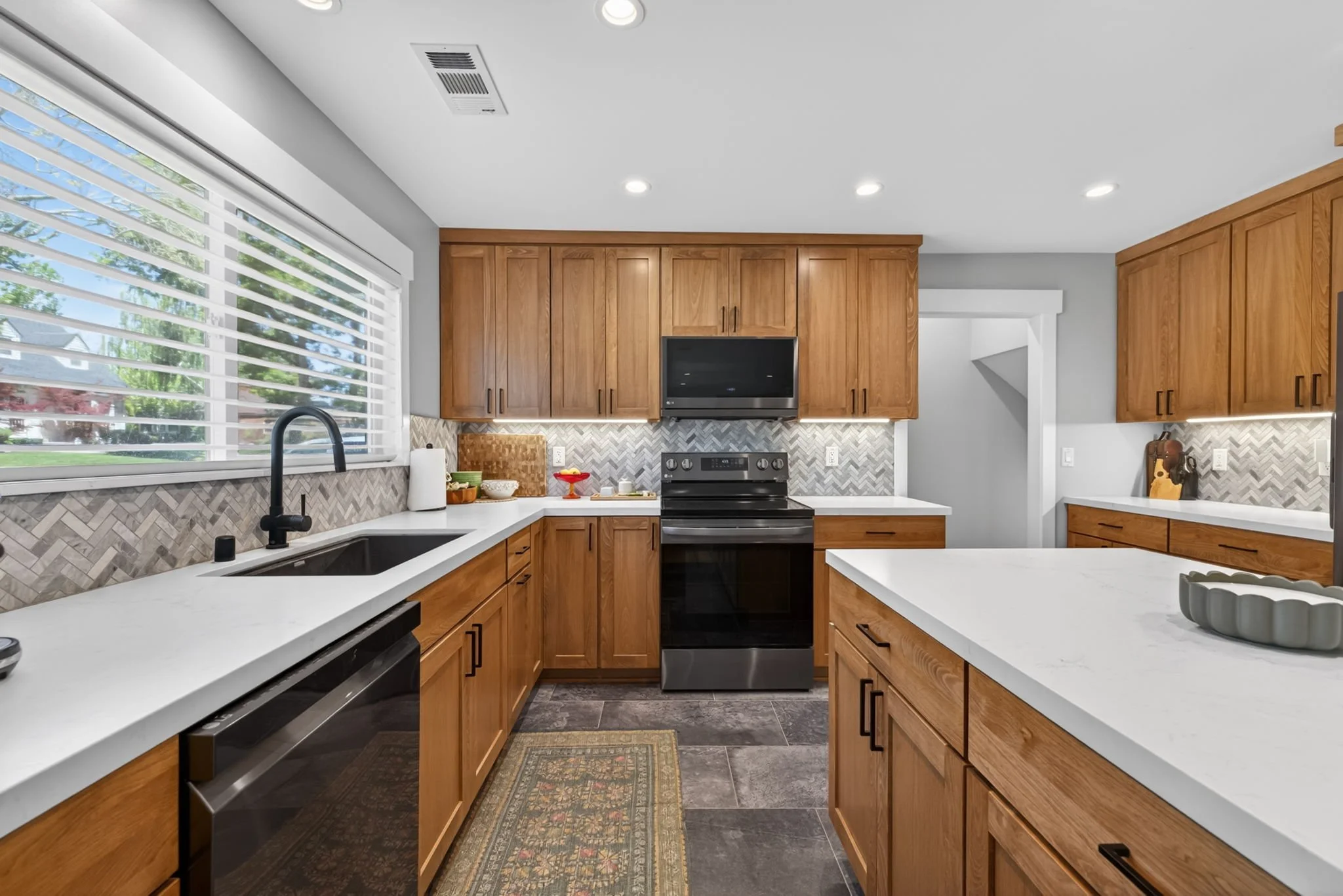 17-web-or-mls-1440 Mark Twain-17.jpg