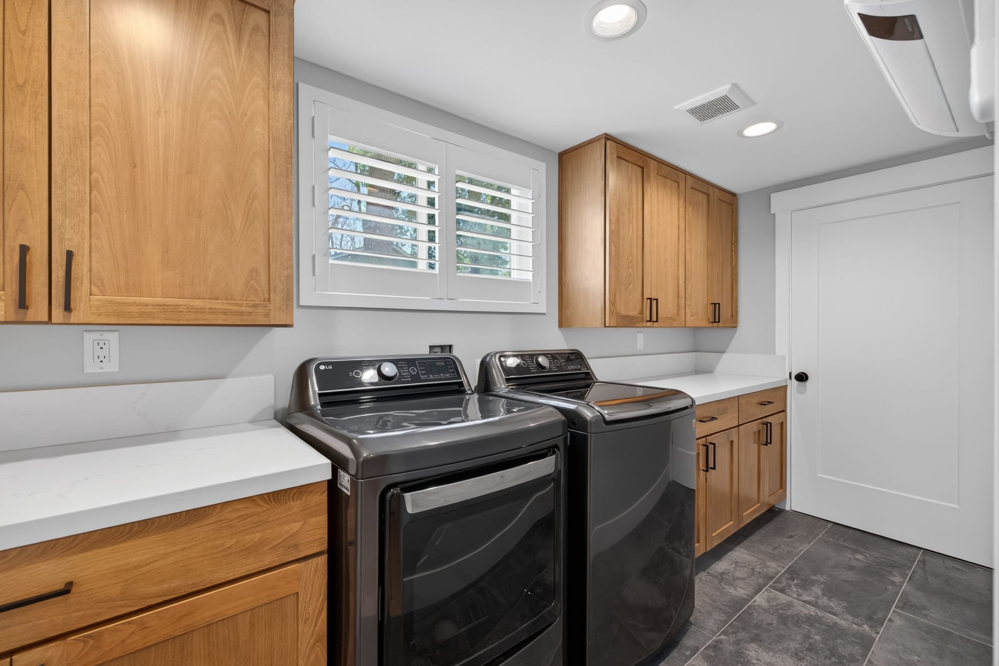 29-web-or-mls-1440 Mark Twain-29.jpg
