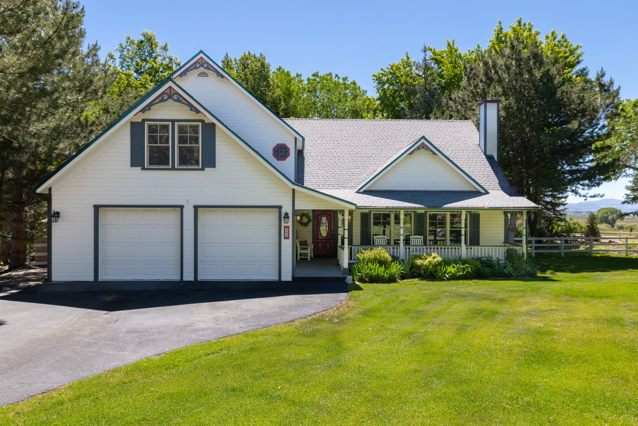 2-web-or-mls-242 Kinsey Way-2.jpg