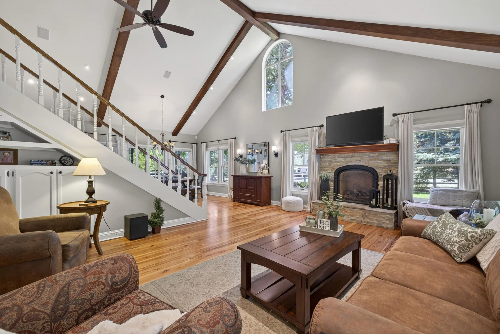 10-web-or-mls-242 Kinsey Way-10.jpg