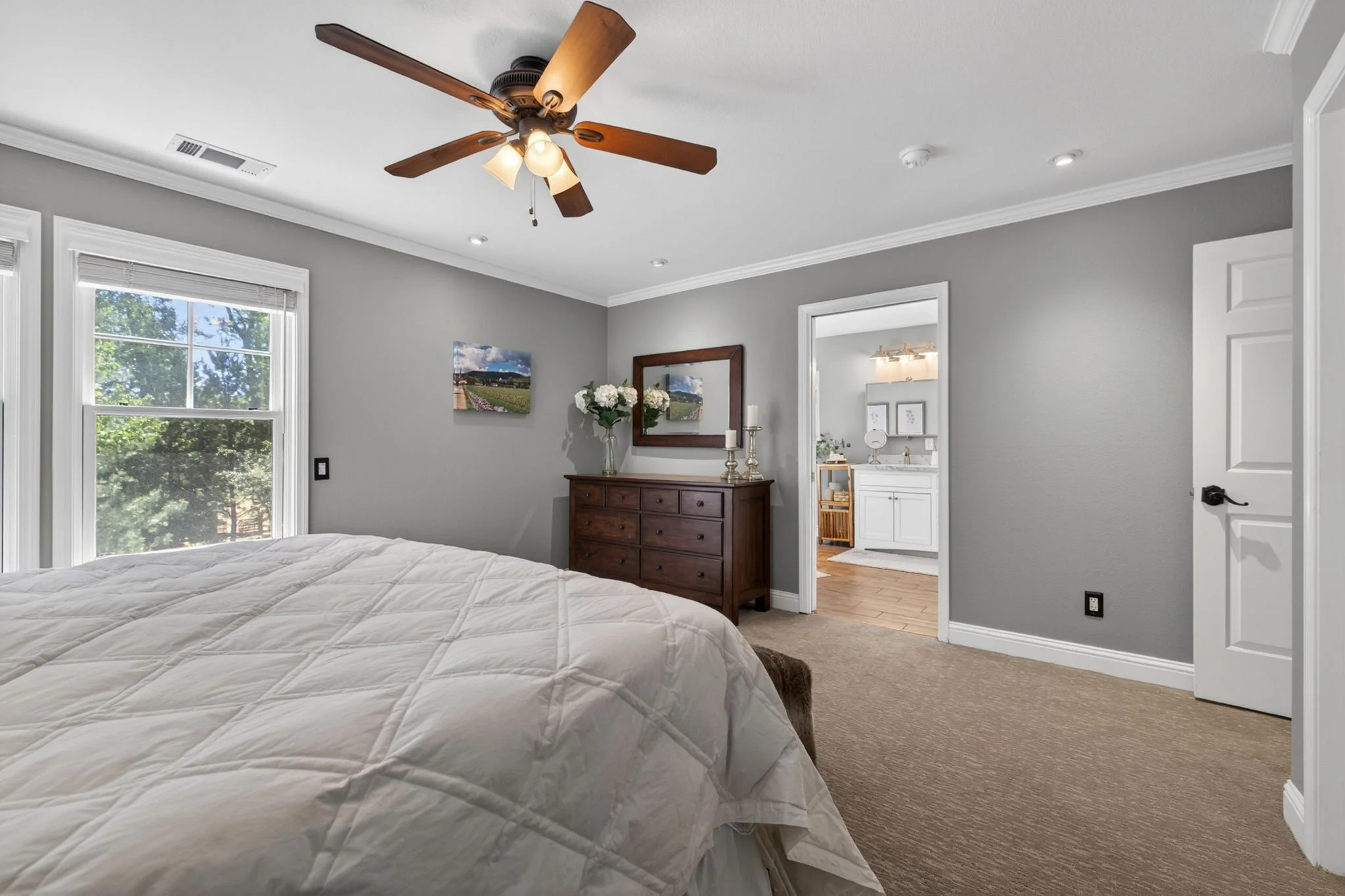 30-web-or-mls-242 Kinsey Way-30.jpg