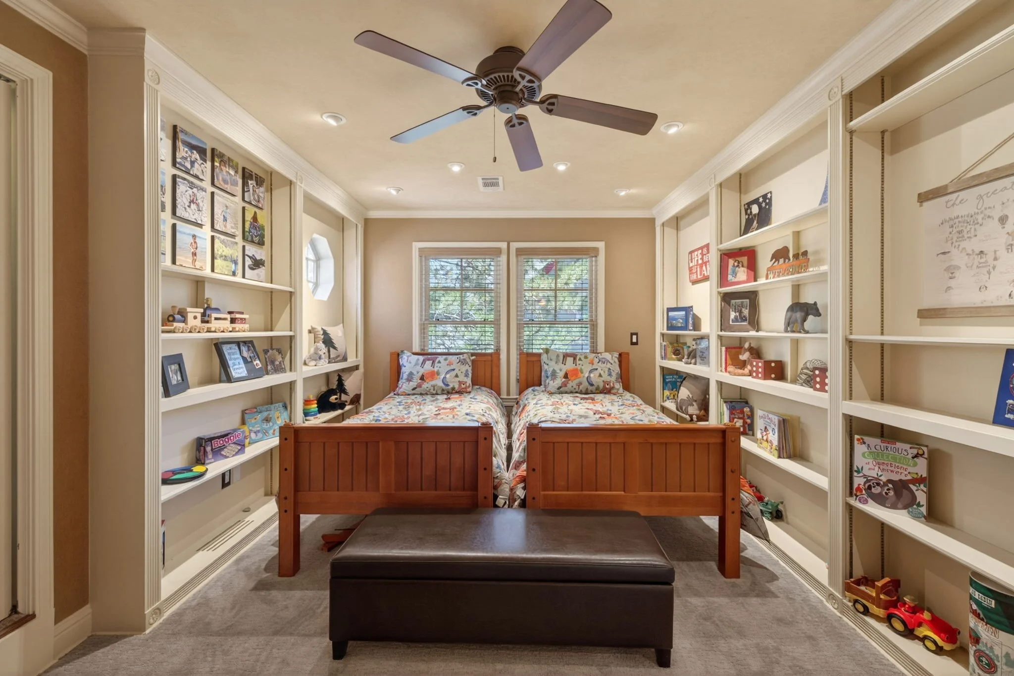41-web-or-mls-242 Kinsey Way-41.jpg