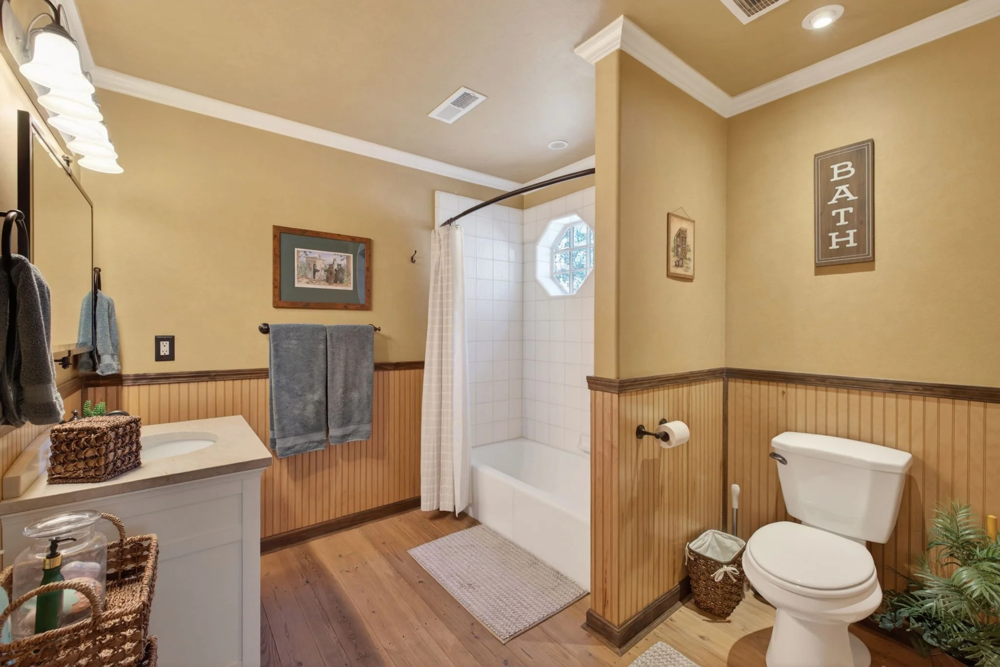43-web-or-mls-242 Kinsey Way-43.jpg