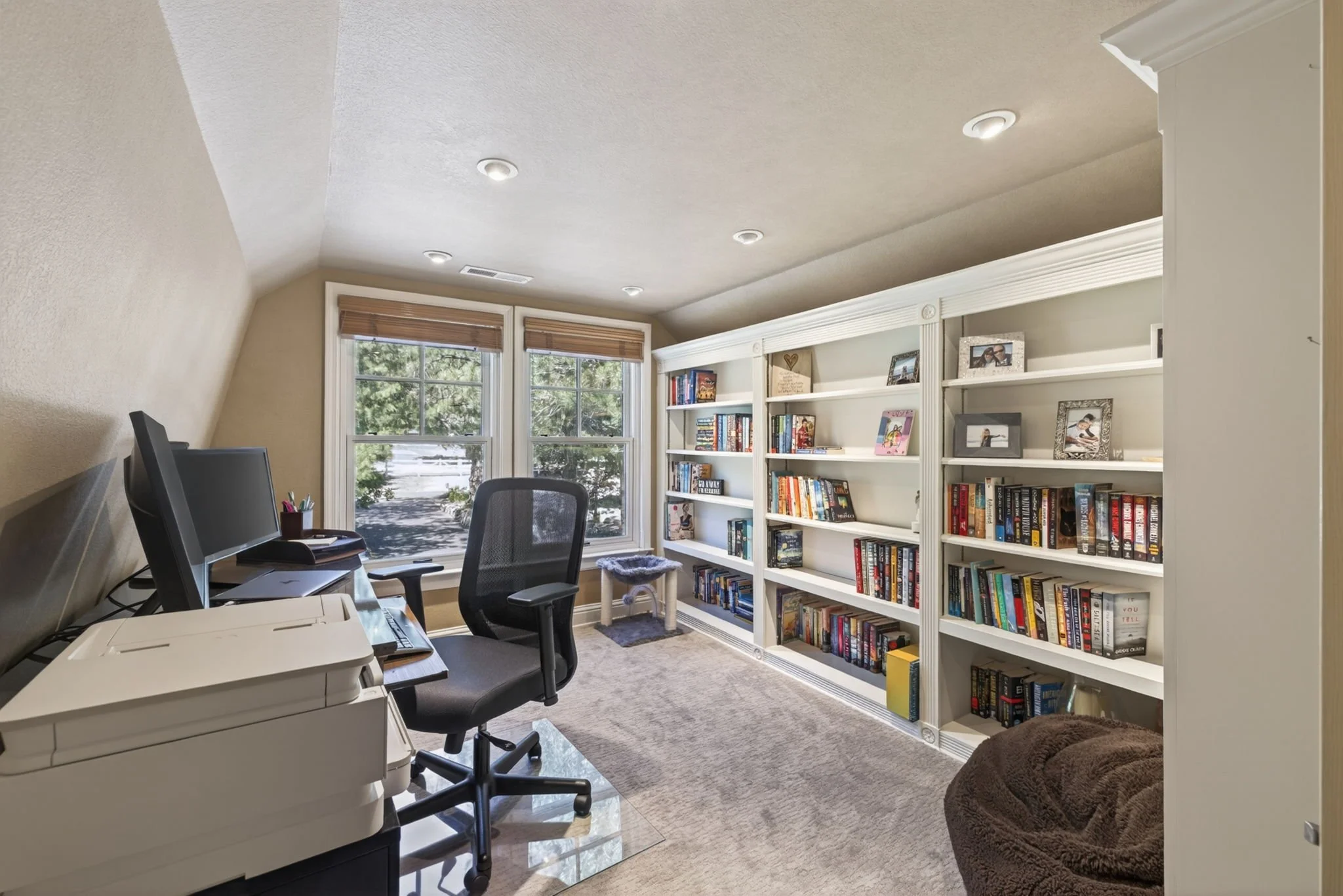 44-web-or-mls-242 Kinsey Way-44.jpg