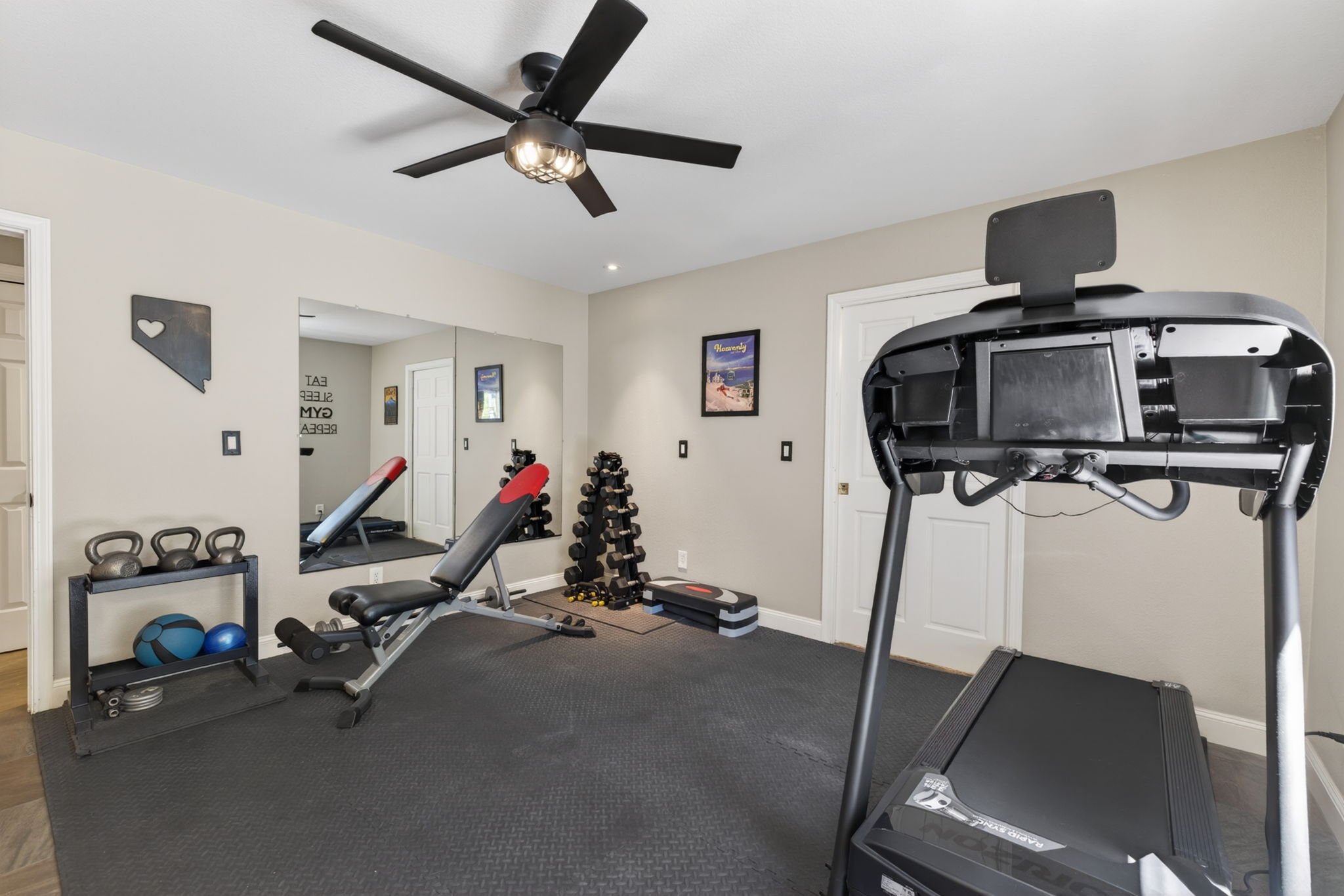 46-web-or-mls-242 Kinsey Way-46.jpg