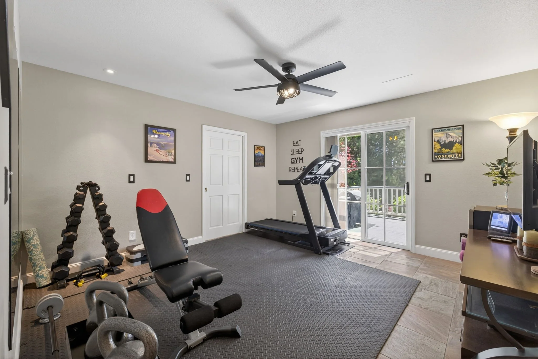 47-web-or-mls-242 Kinsey Way-47.jpg