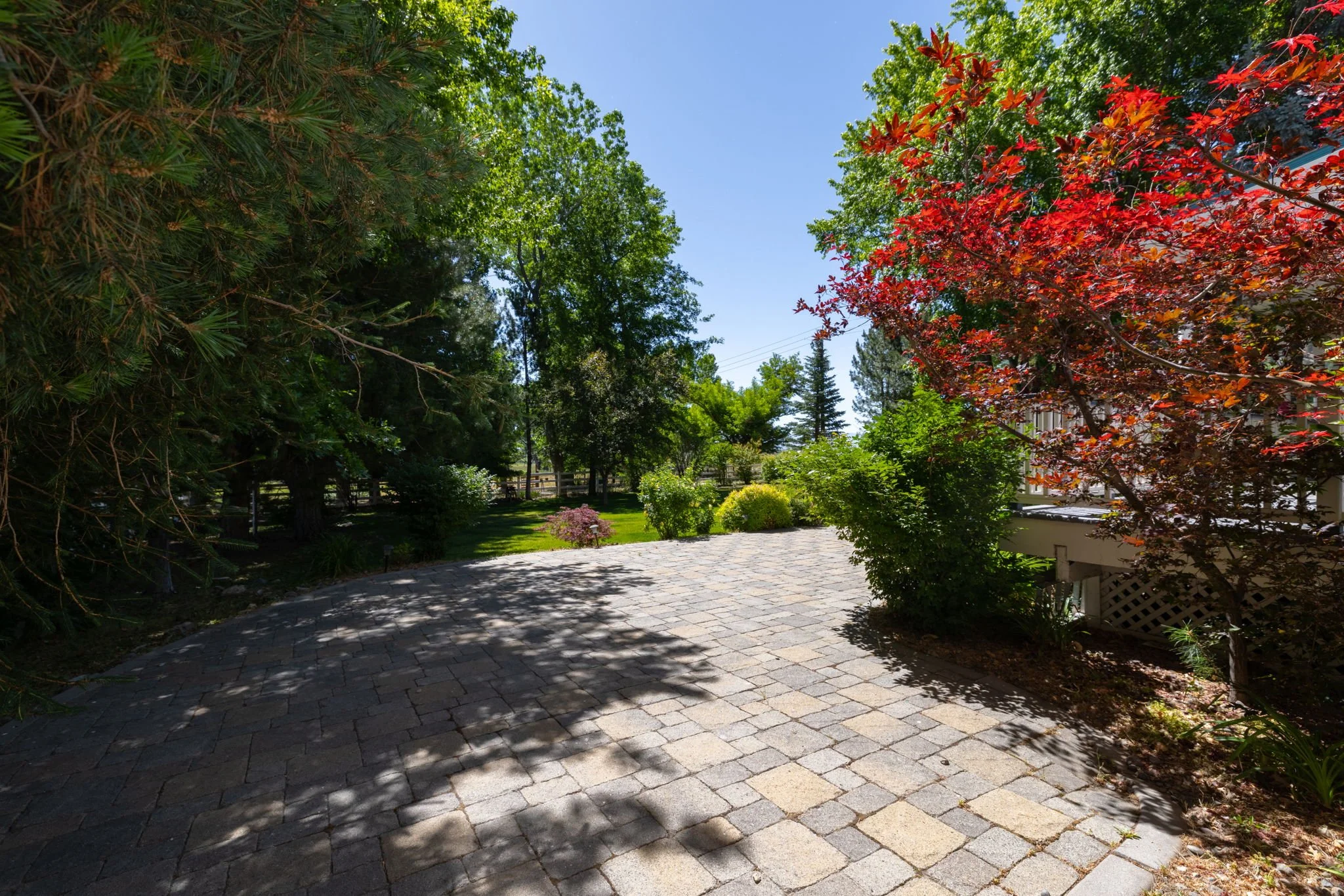 49-web-or-mls-242 Kinsey Way-49.jpg