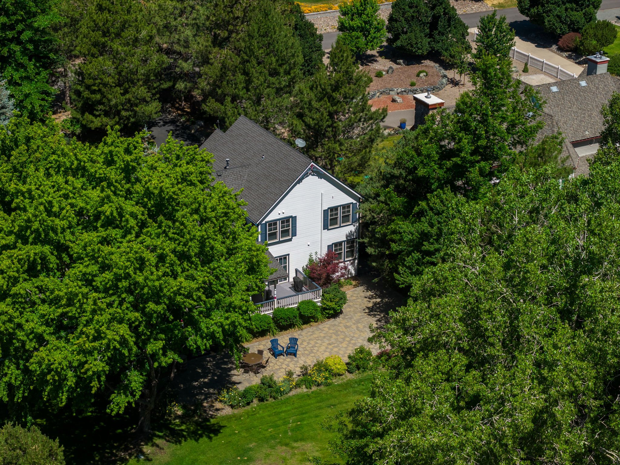 65-web-or-mls-242 Kinsey Way-65.jpg