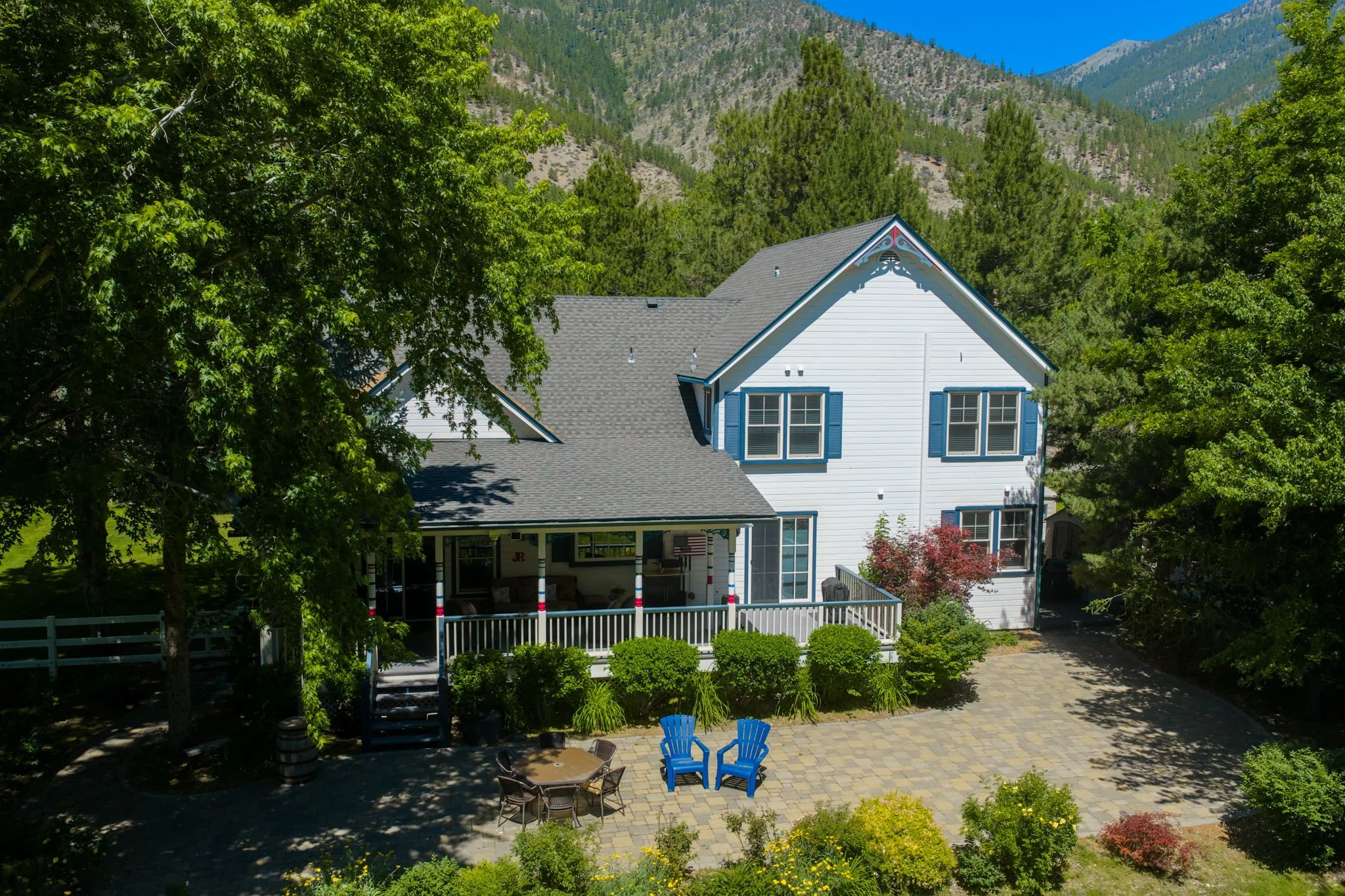 73-web-or-mls-242 Kinsey Way-73.jpg