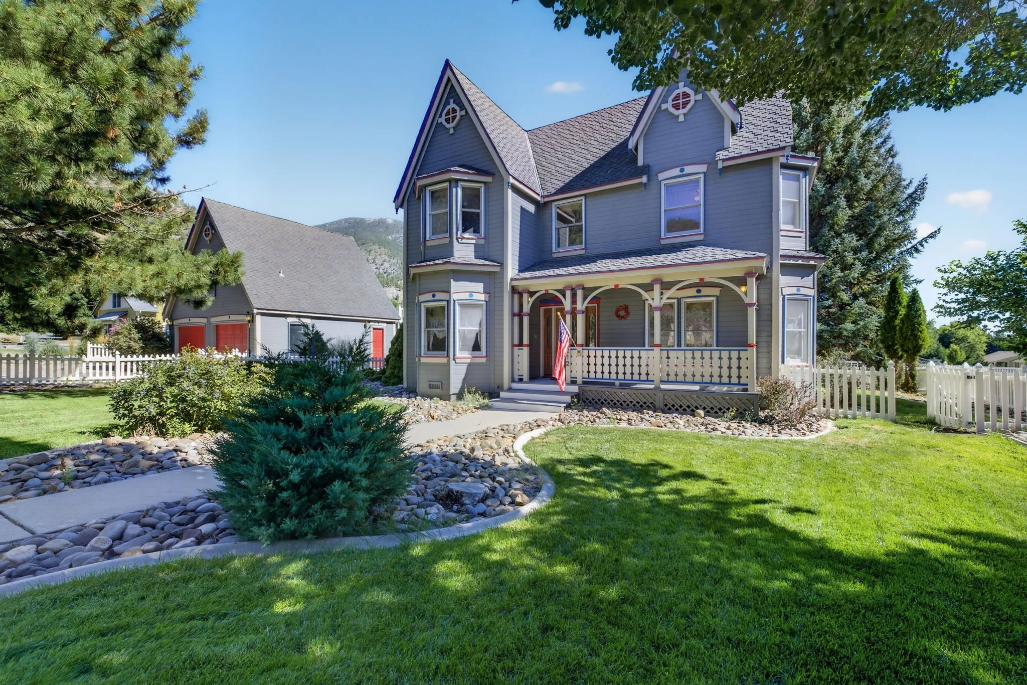 2-web-or-mls-212 Kinsey-2.jpg