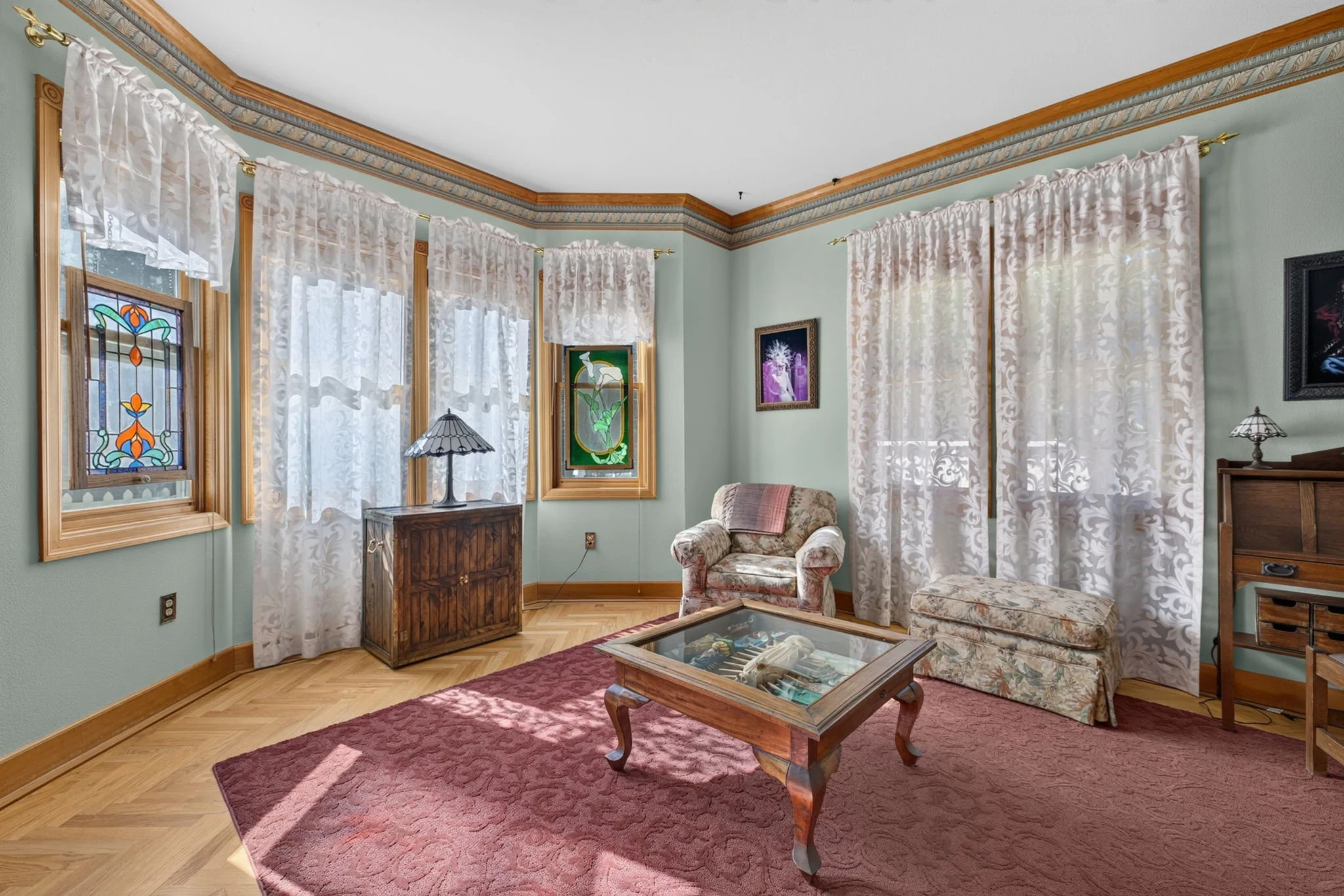 10-web-or-mls-212 Kinsey-10.jpg