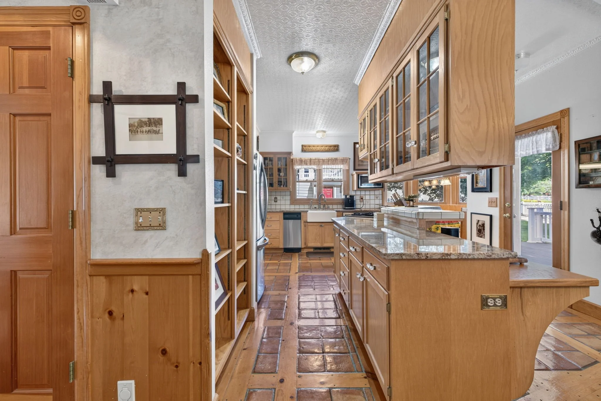 16-web-or-mls-212 Kinsey-16.jpg