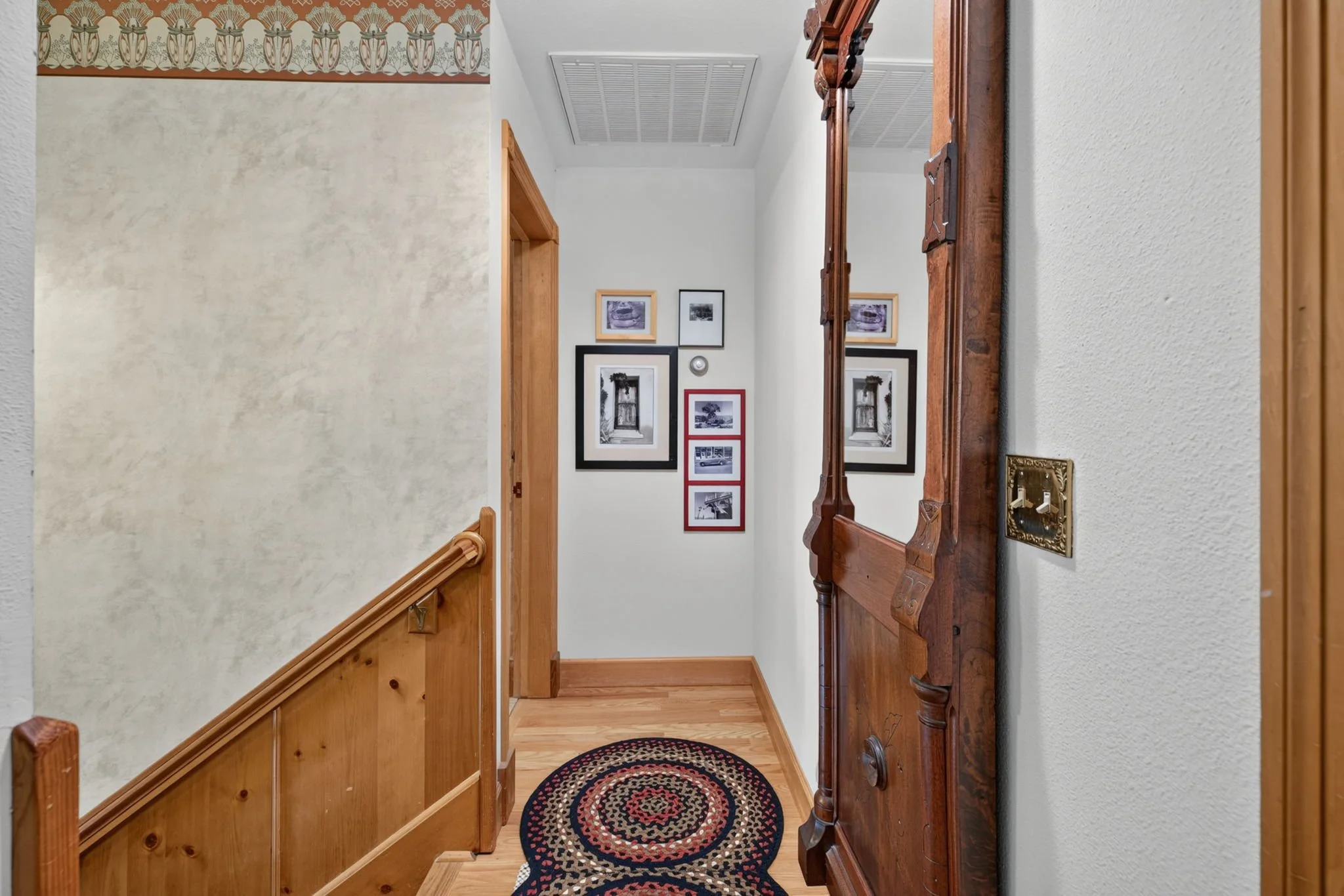 29-web-or-mls-212 Kinsey-29.jpg