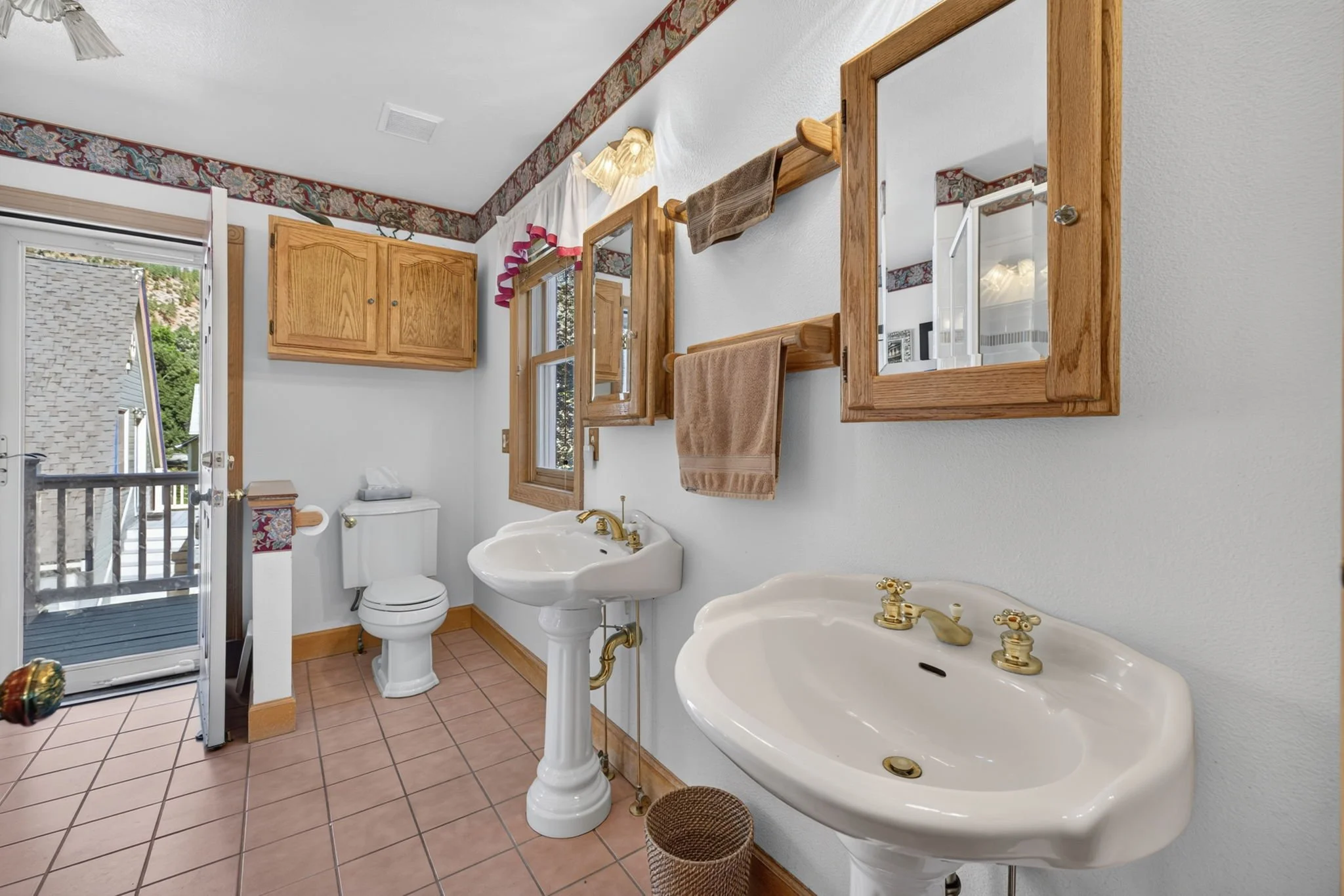 34-web-or-mls-212 Kinsey-34.jpg