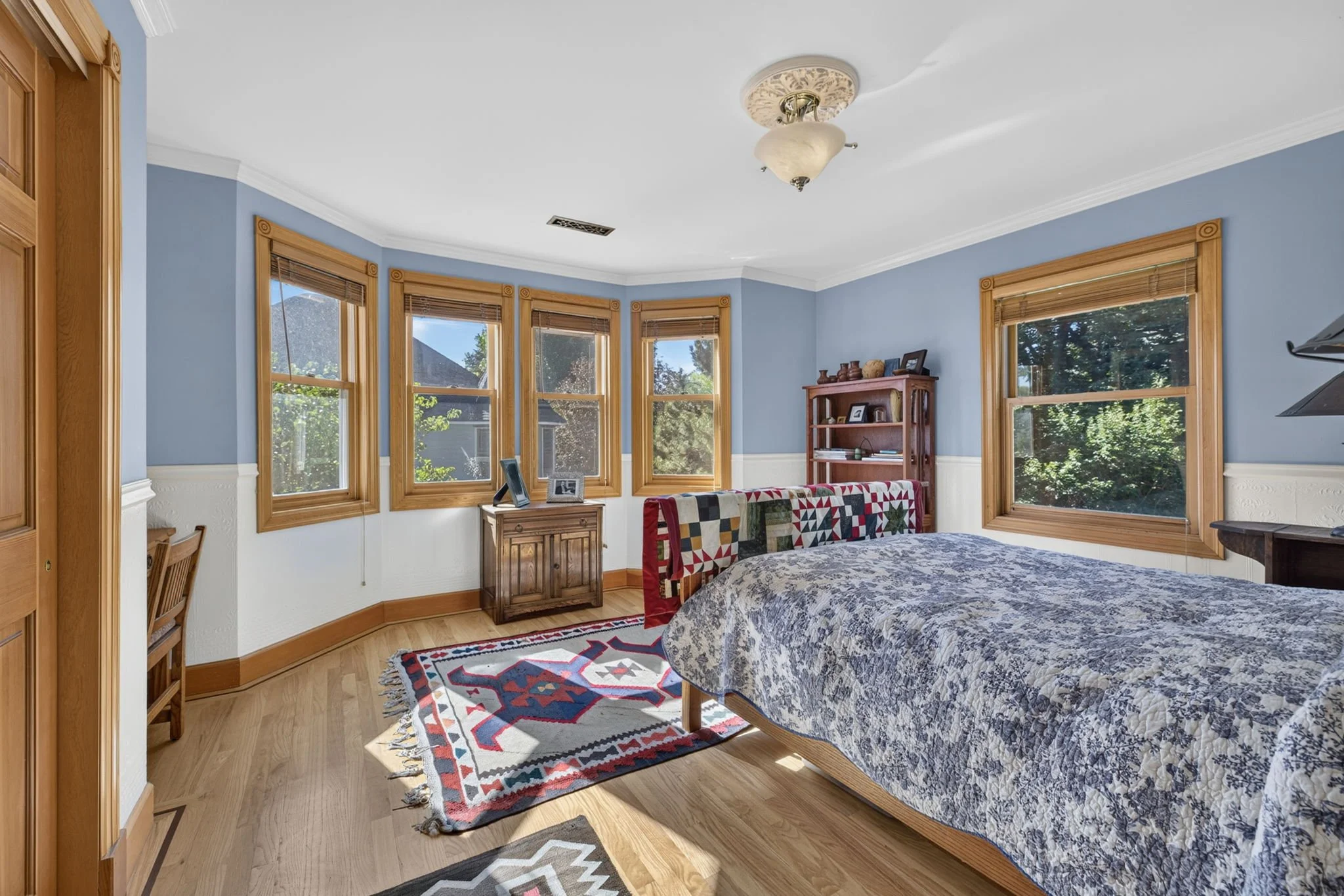40-web-or-mls-212 Kinsey-40.jpg