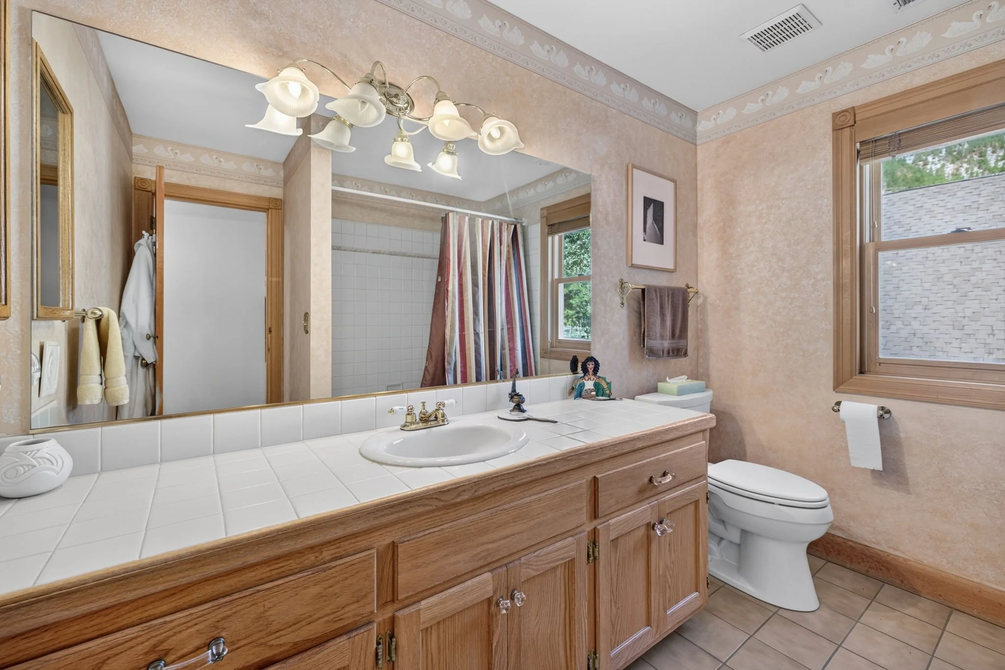 43-web-or-mls-212 Kinsey-43.jpg