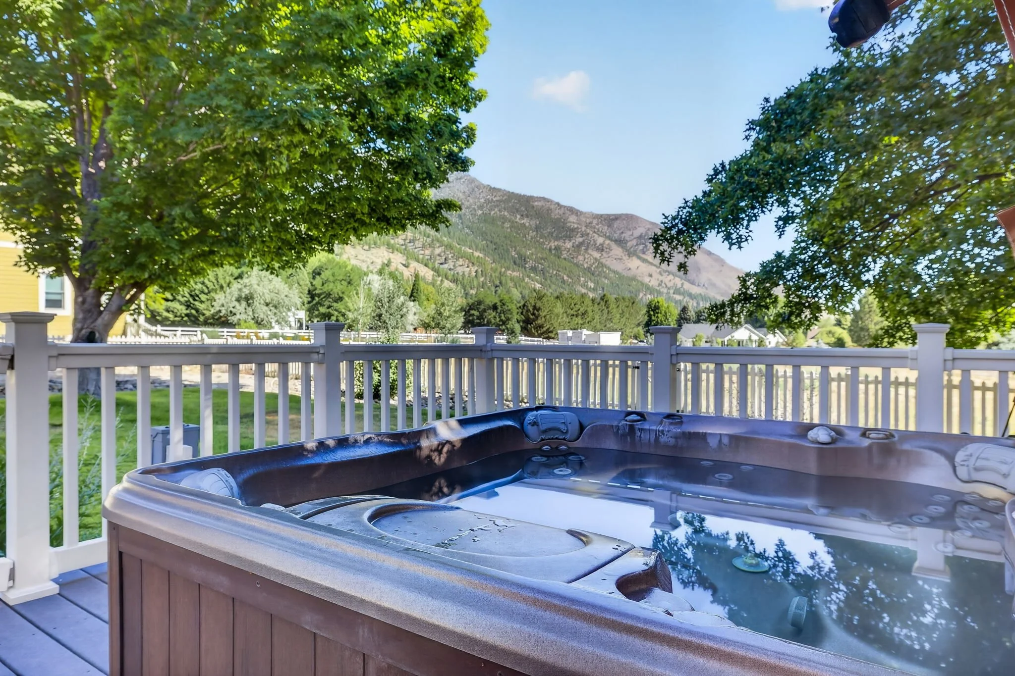 52-web-or-mls-212 Kinsey-52.jpg