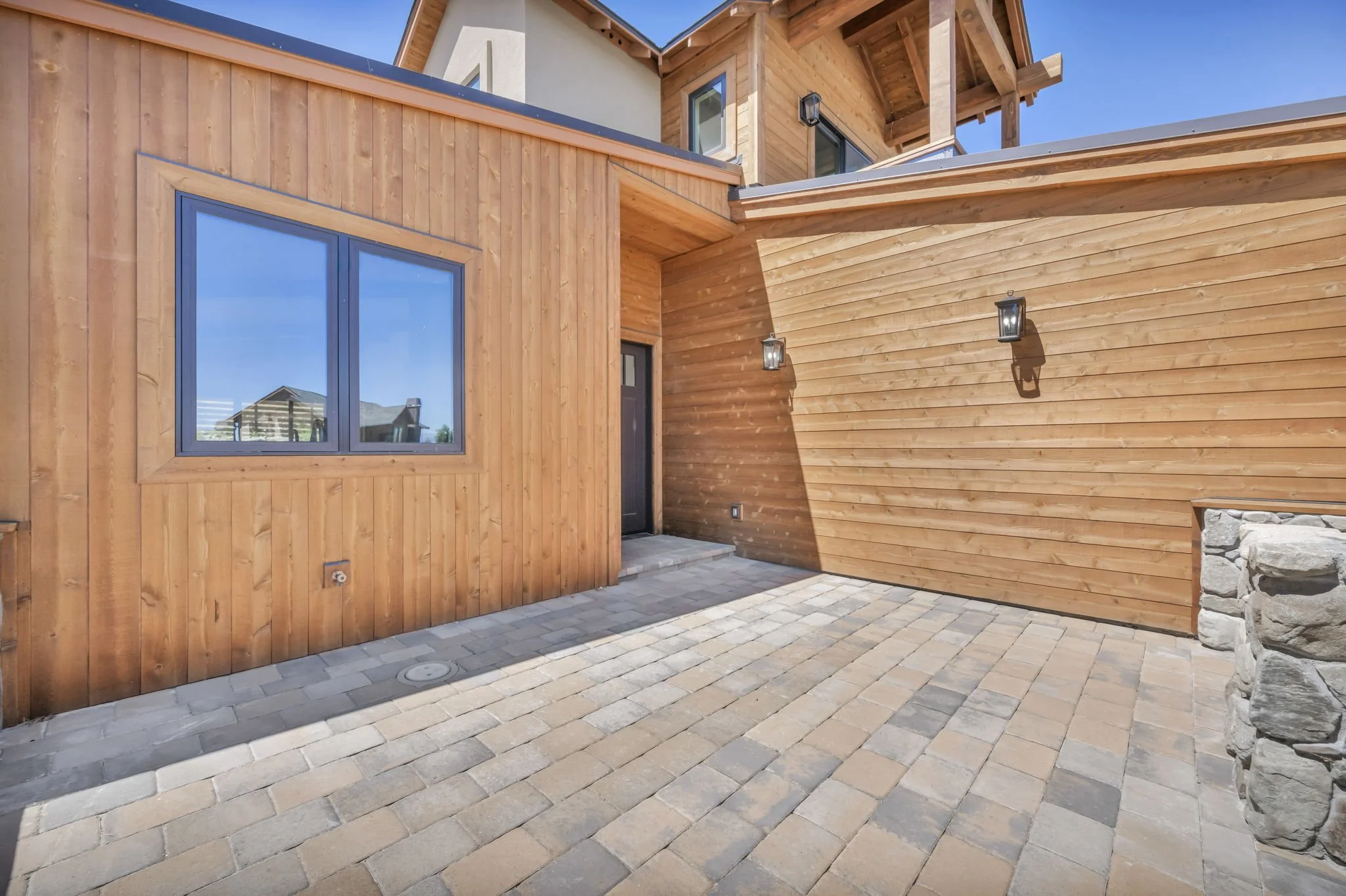 4-web-or-mls-456-tralee-ln.jpg