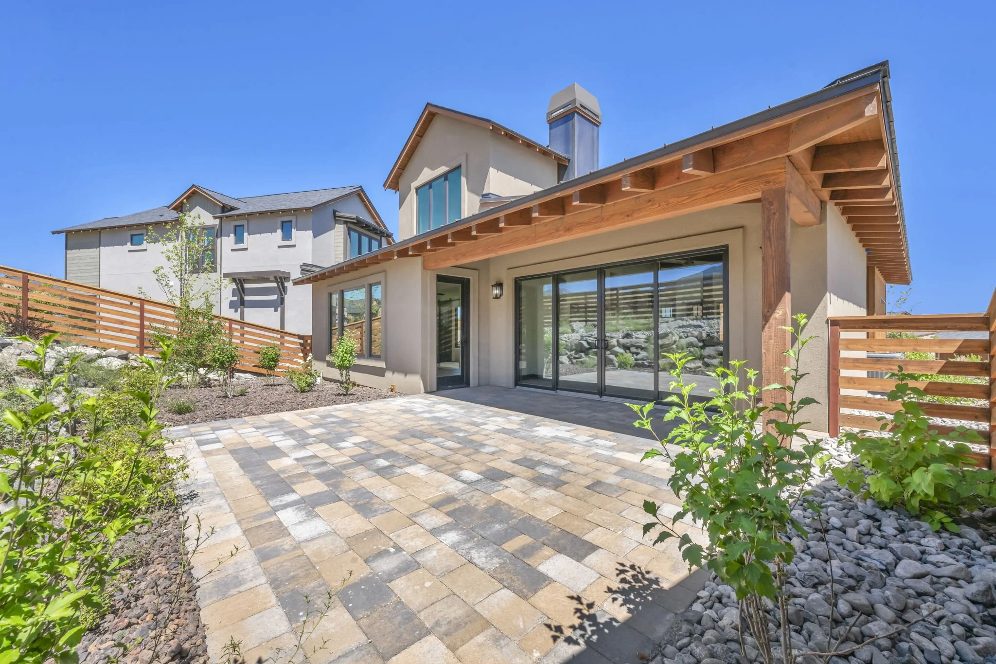 11-web-or-mls-456-tralee-ln.jpg