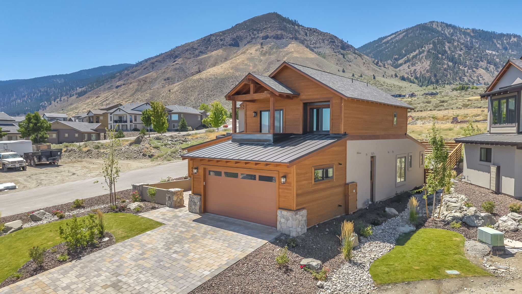 28-web-or-mls-456-tralee-ln.jpg